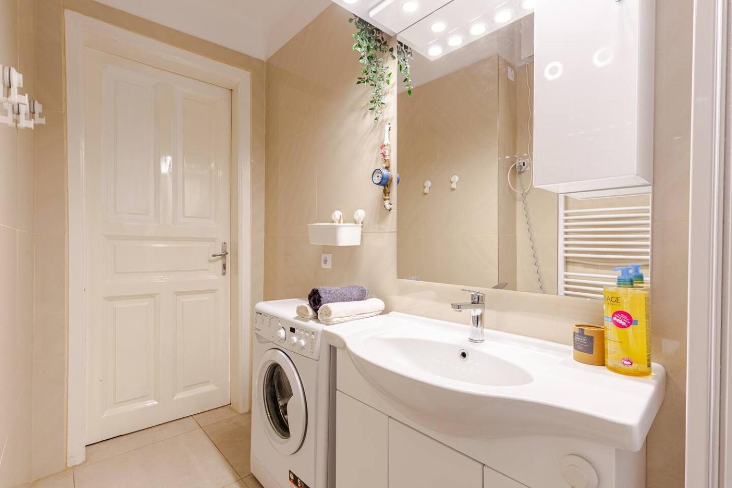 Vibrant Center Appartement Boedapest