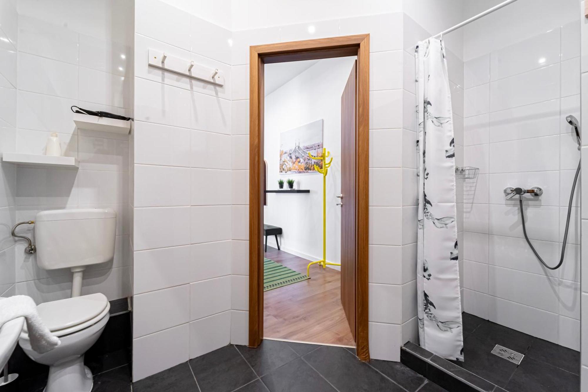 Appartement Premium With 4 Bedrooms 3 Bathrooms Boedapest