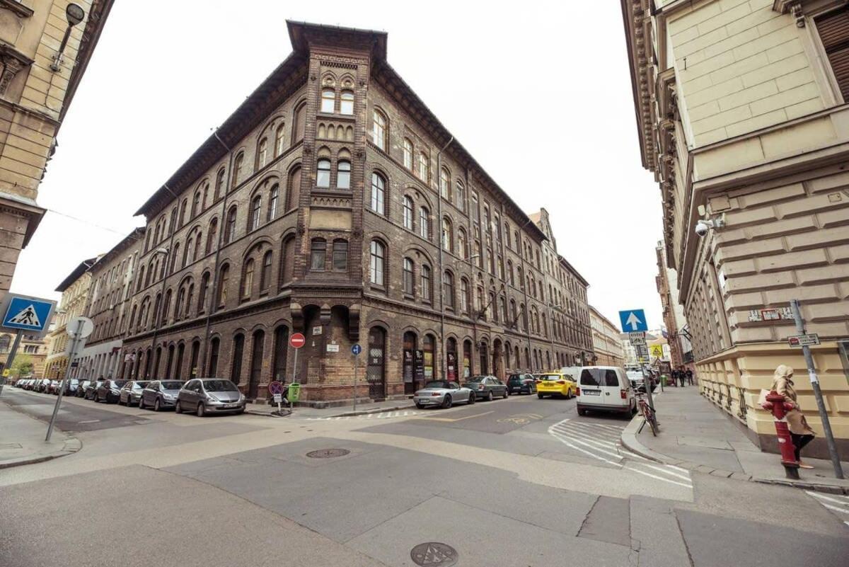 Excellent Location Lovely With Ac Apartman Budapest