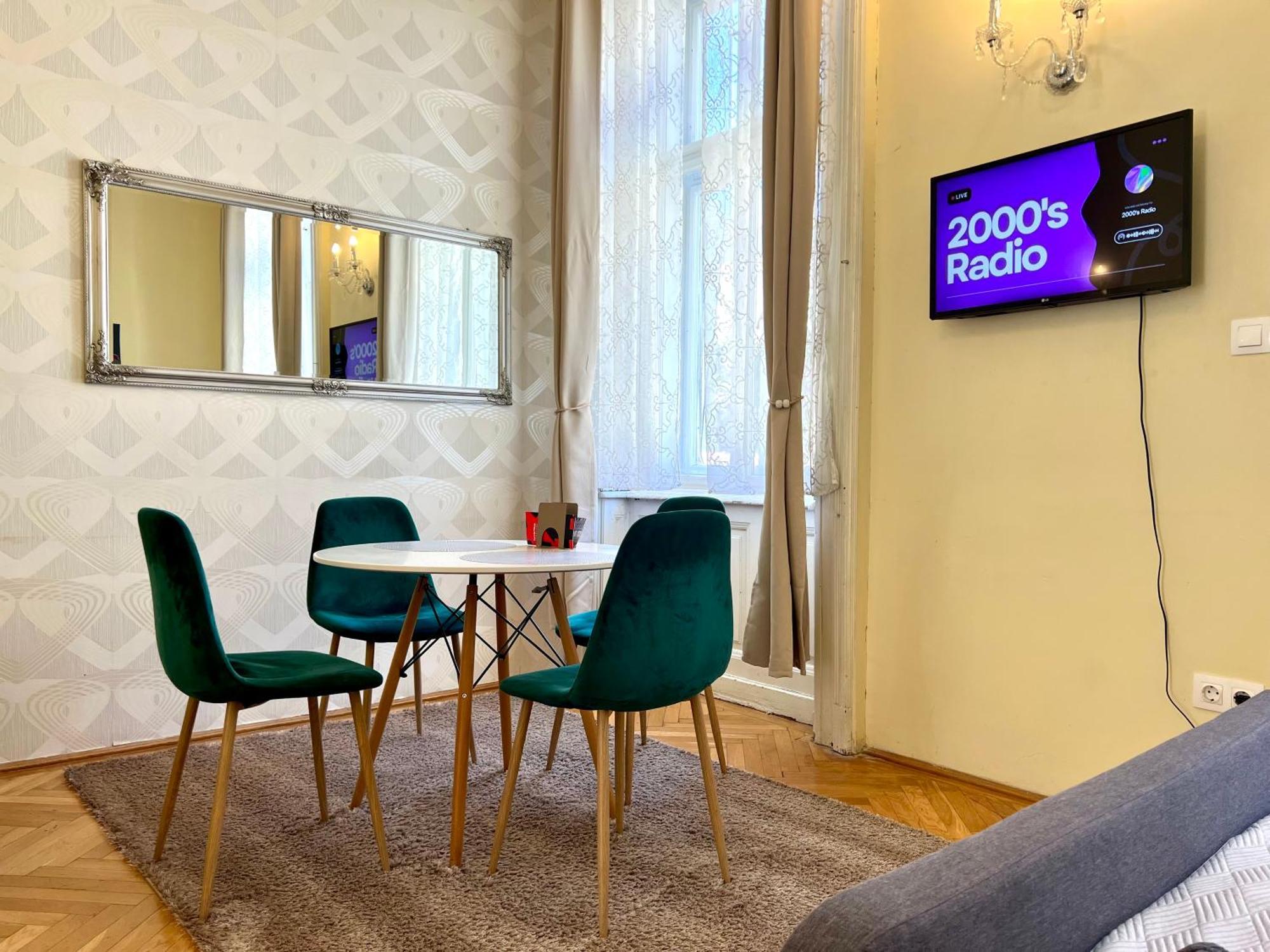 Apartment N38 By Small