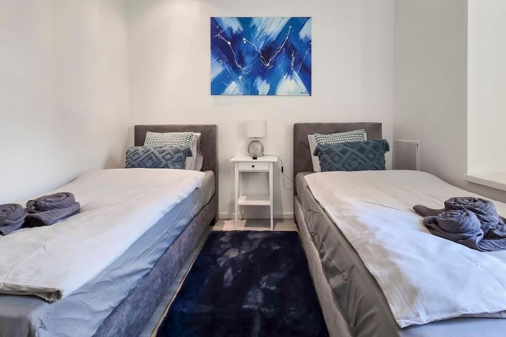 Azure Dream * Budapest