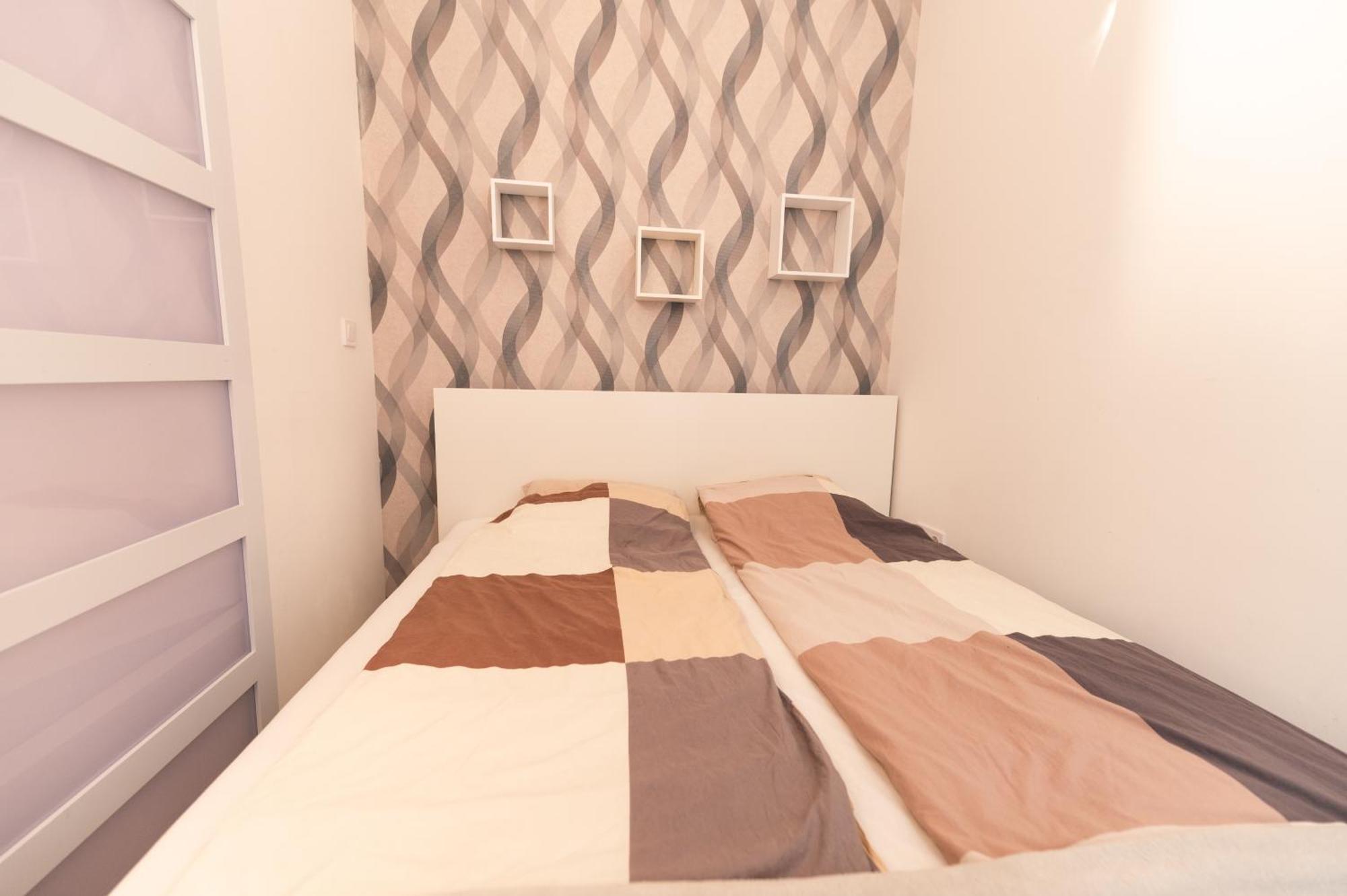 Apartamento Danube Dwelling Rozsa 99