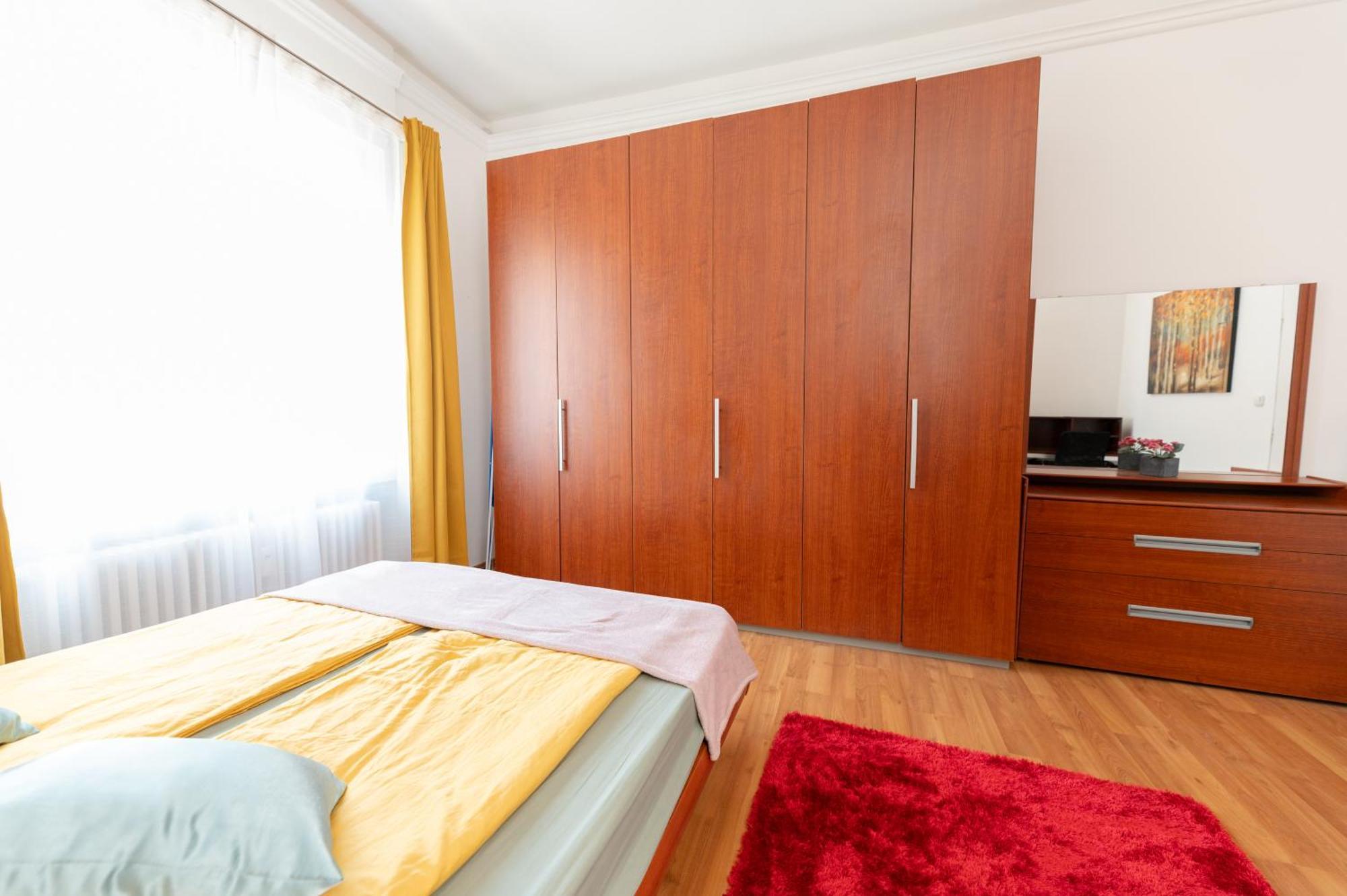 Danube Dwelling Asboth 19-1 * Budapest
