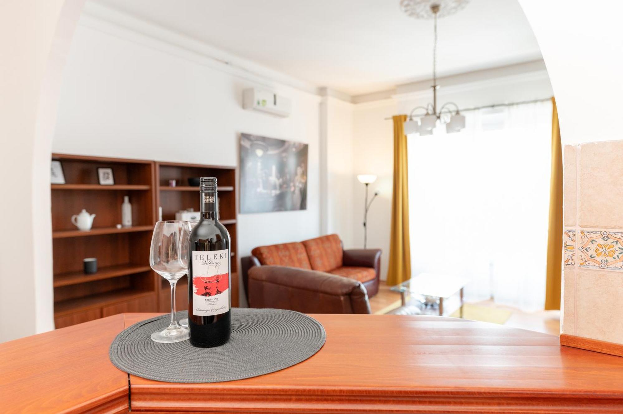 Apartment Danube Dwelling Asboth 19-1