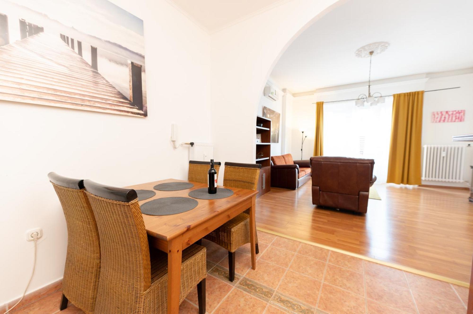 Apartment Danube Dwelling Asboth 19-1 *