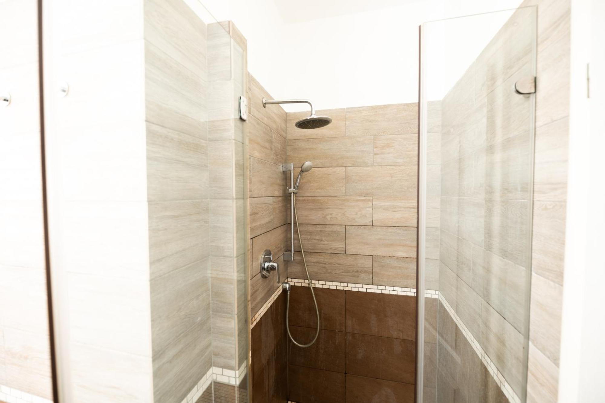 Danube Dwelling Akacfa 41 Budapest