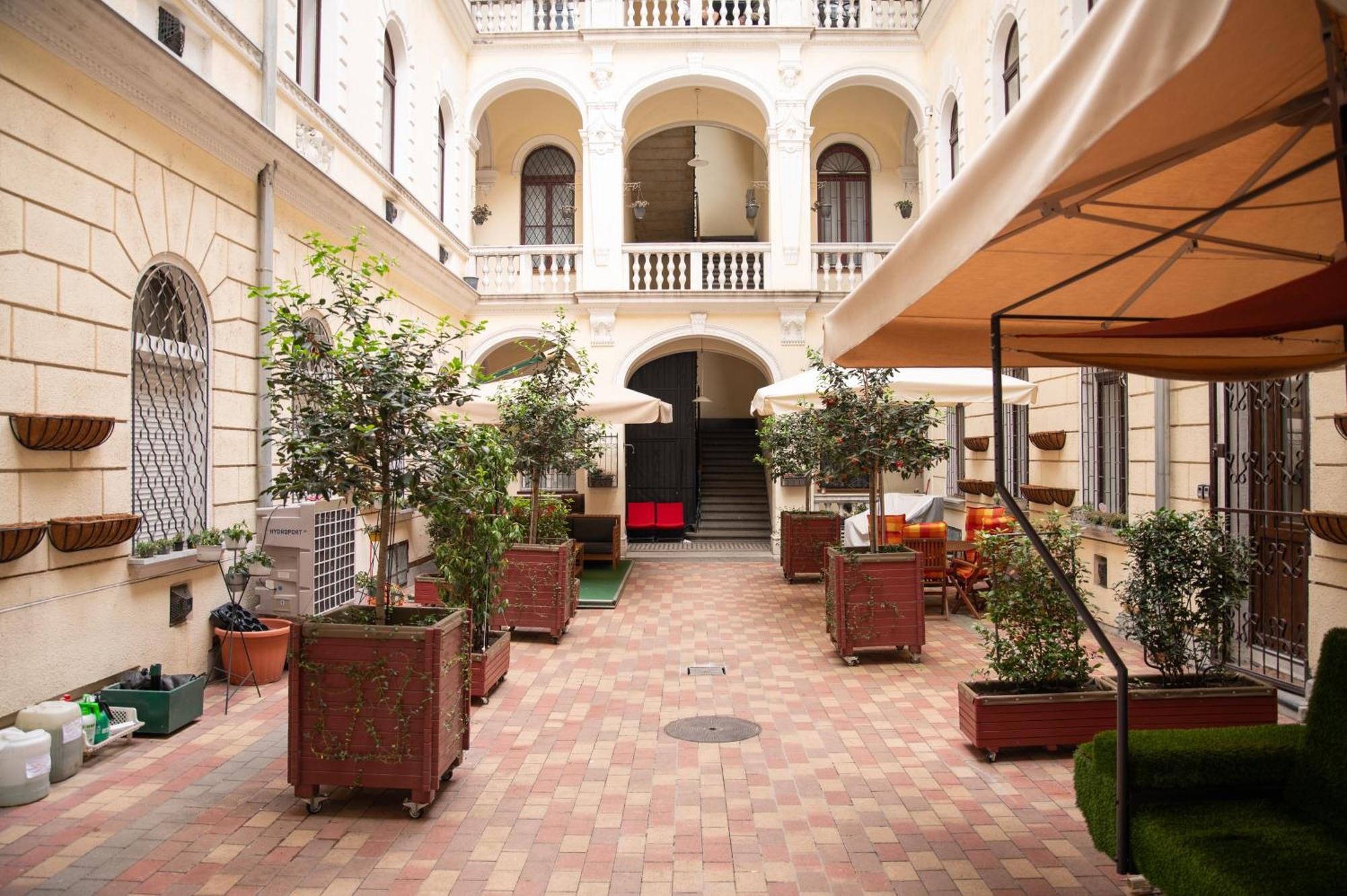 Danube Dwelling Akacfa 41 Apartment *