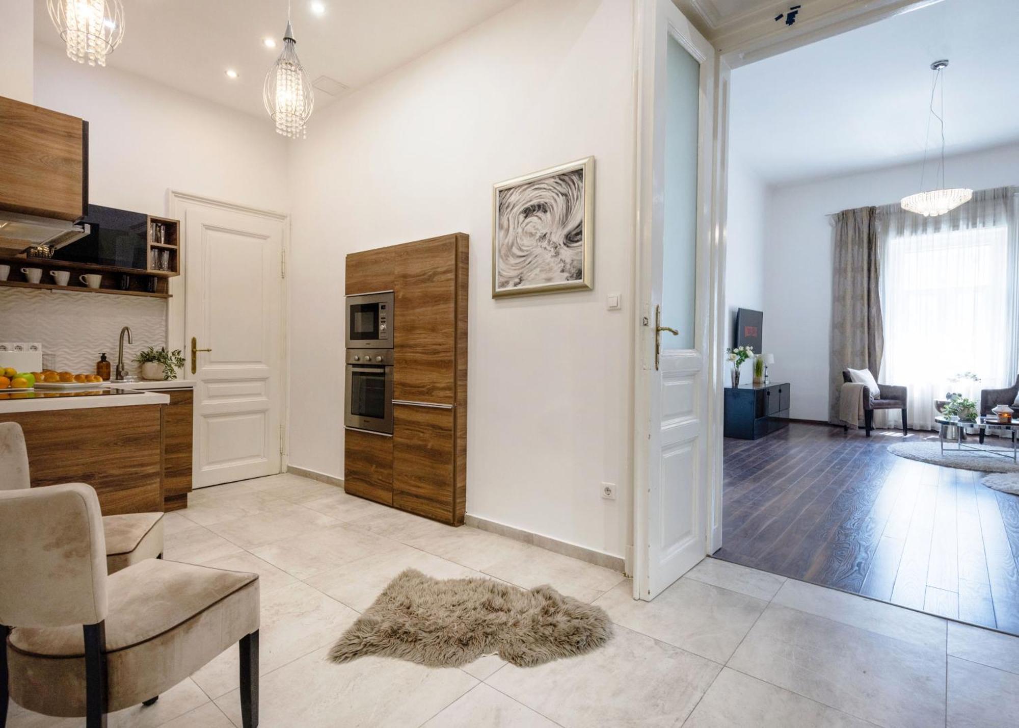 Apartment Discover Your Retreat-walk To Parliament *