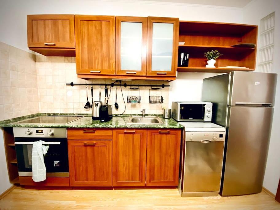 St King 3br Spacious