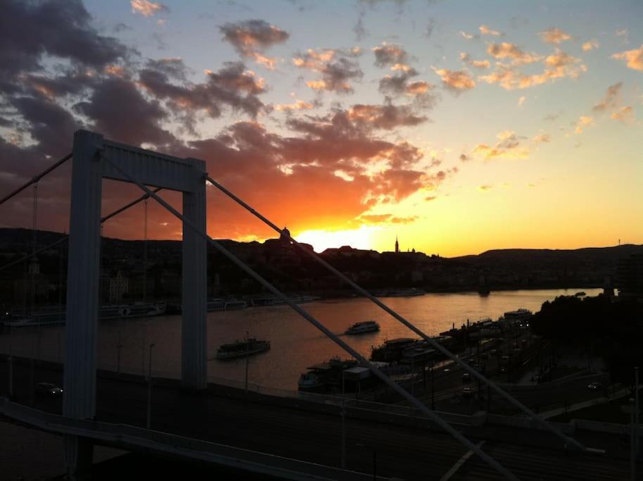 Ultimate Panorama Luxury! Appartamento Budapest