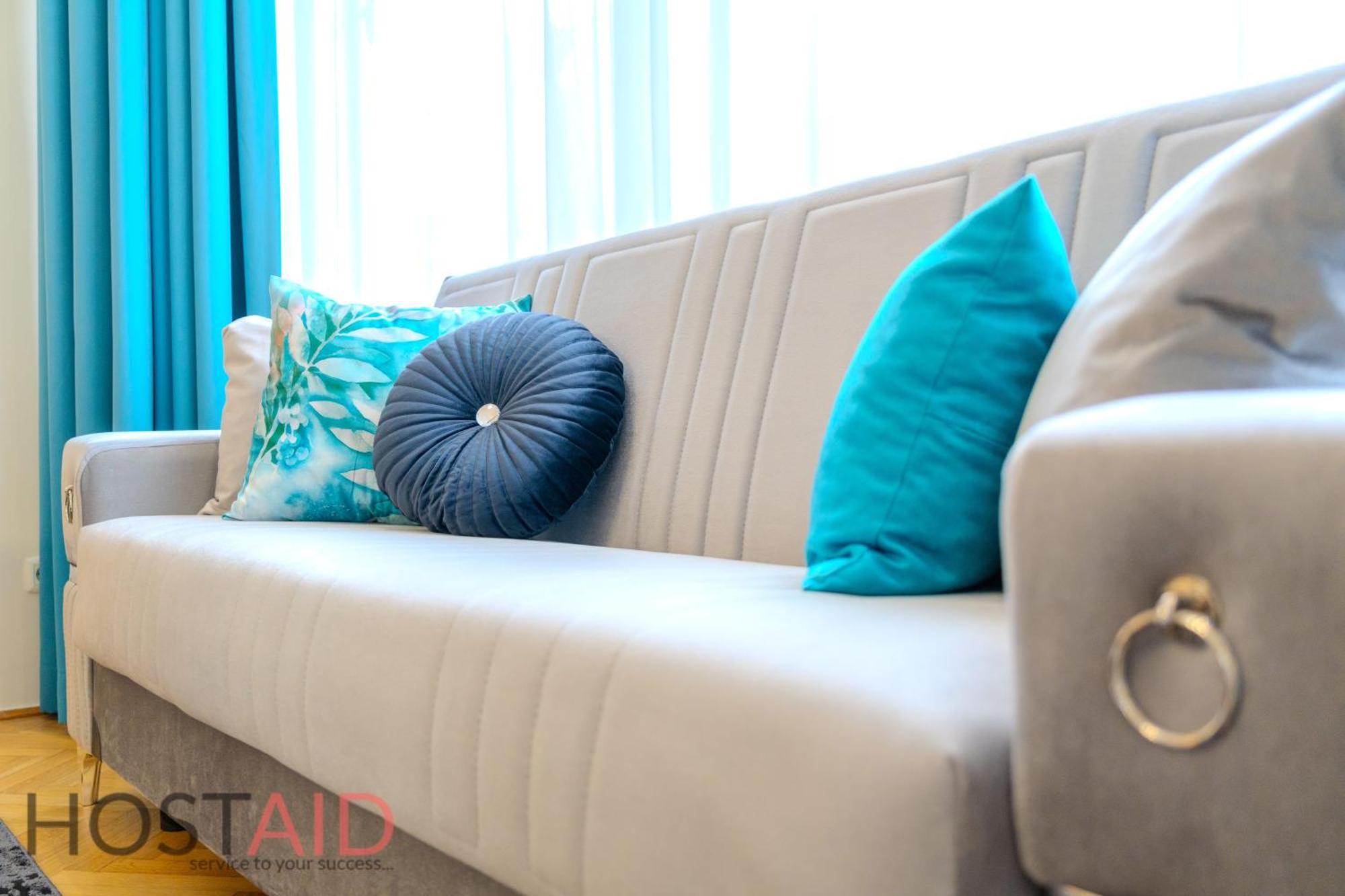 Apartment Blue Fountain Design - Hostaid Budapest