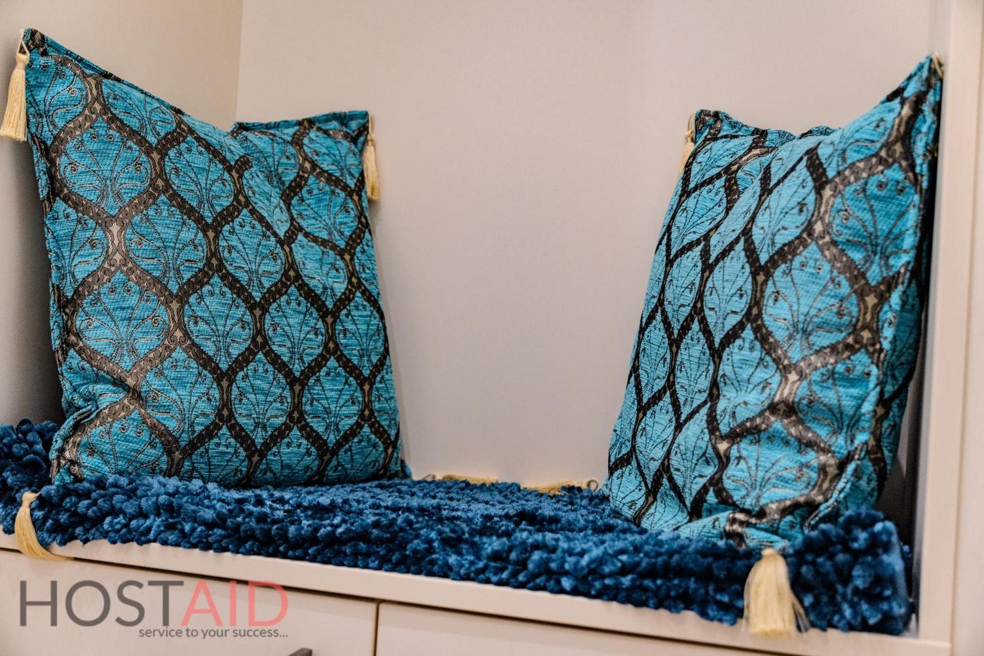 Blue Fountain Design - Hostaid