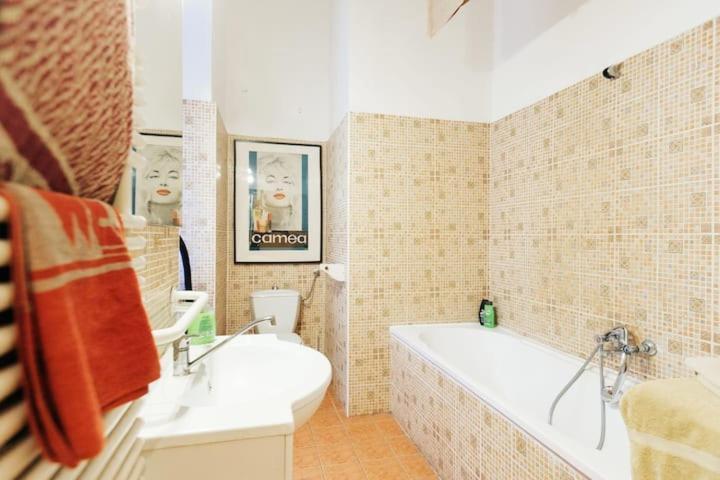 Apartmán Center Of The City, - It's Only Yours, With Two Bedrooms, 1 Price For 3