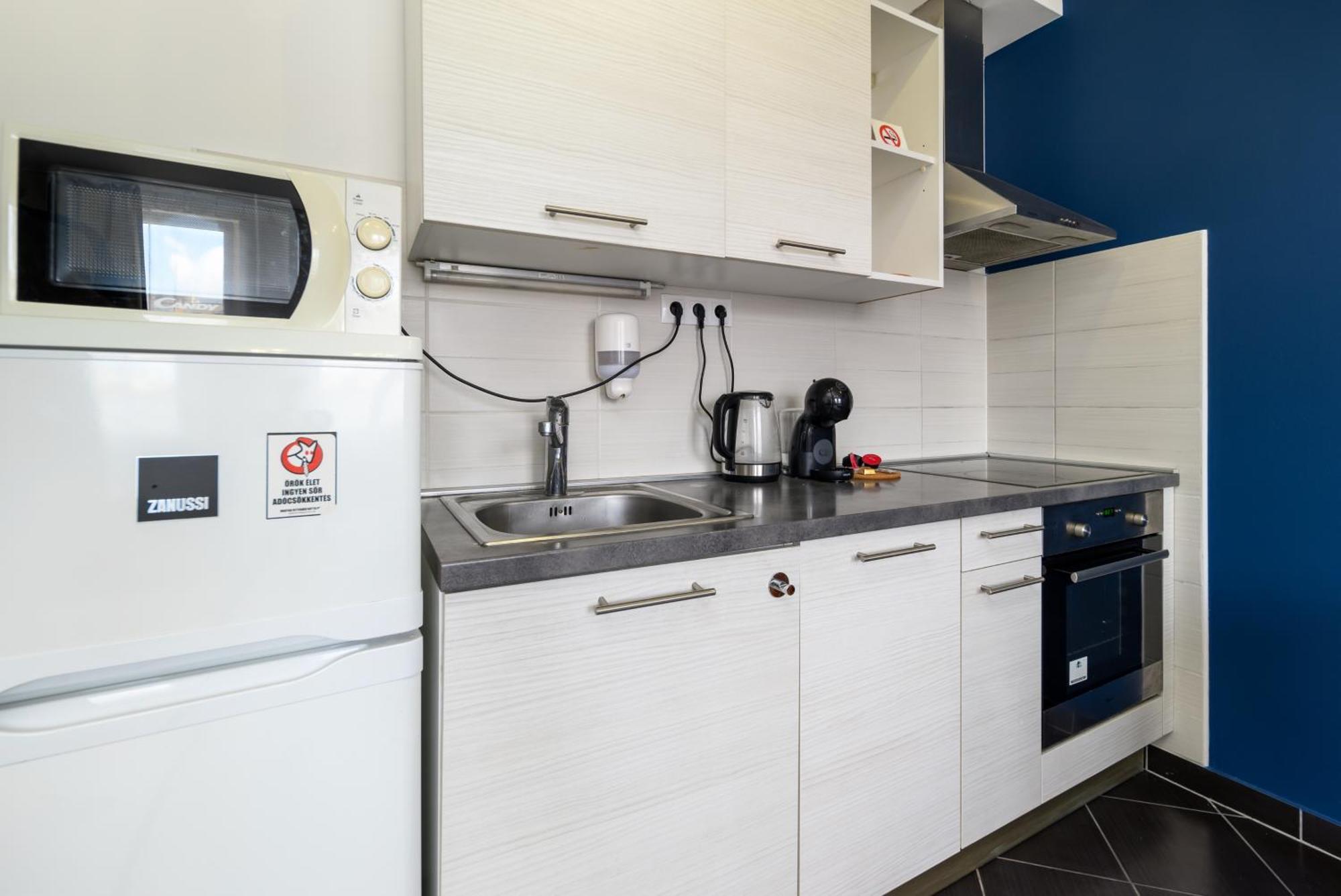 Sun Residential Suite-free Parking Garage Same Building *