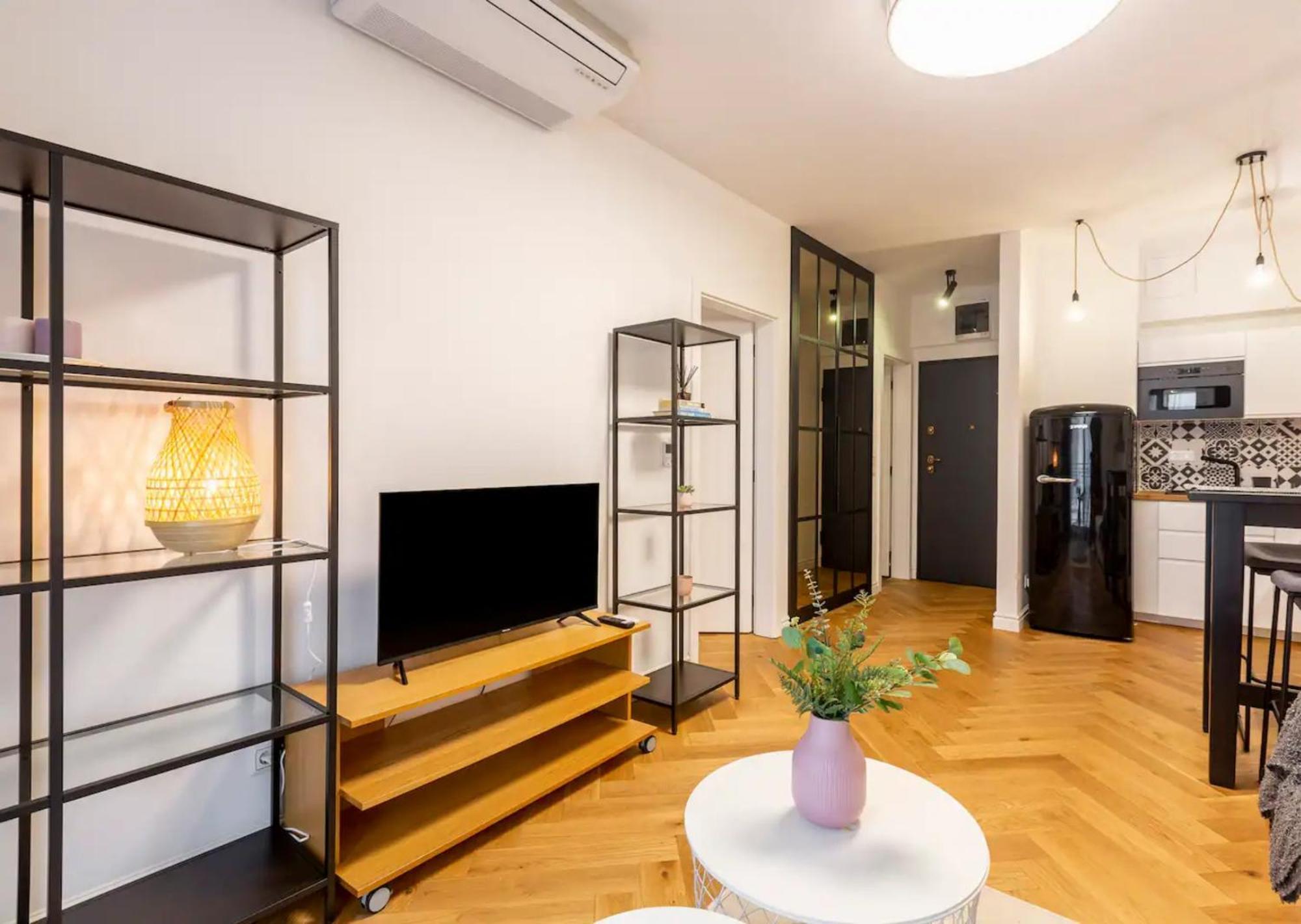 Romantic At Center With Garage And Rooftop Pool Apartamento Budapest