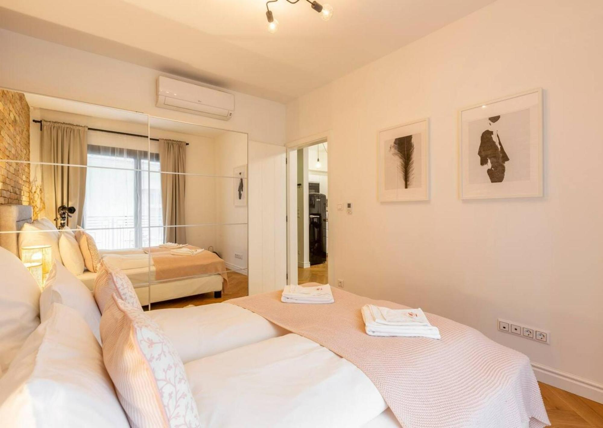 Romantic At Center With Garage And Rooftop Pool Apartamento *