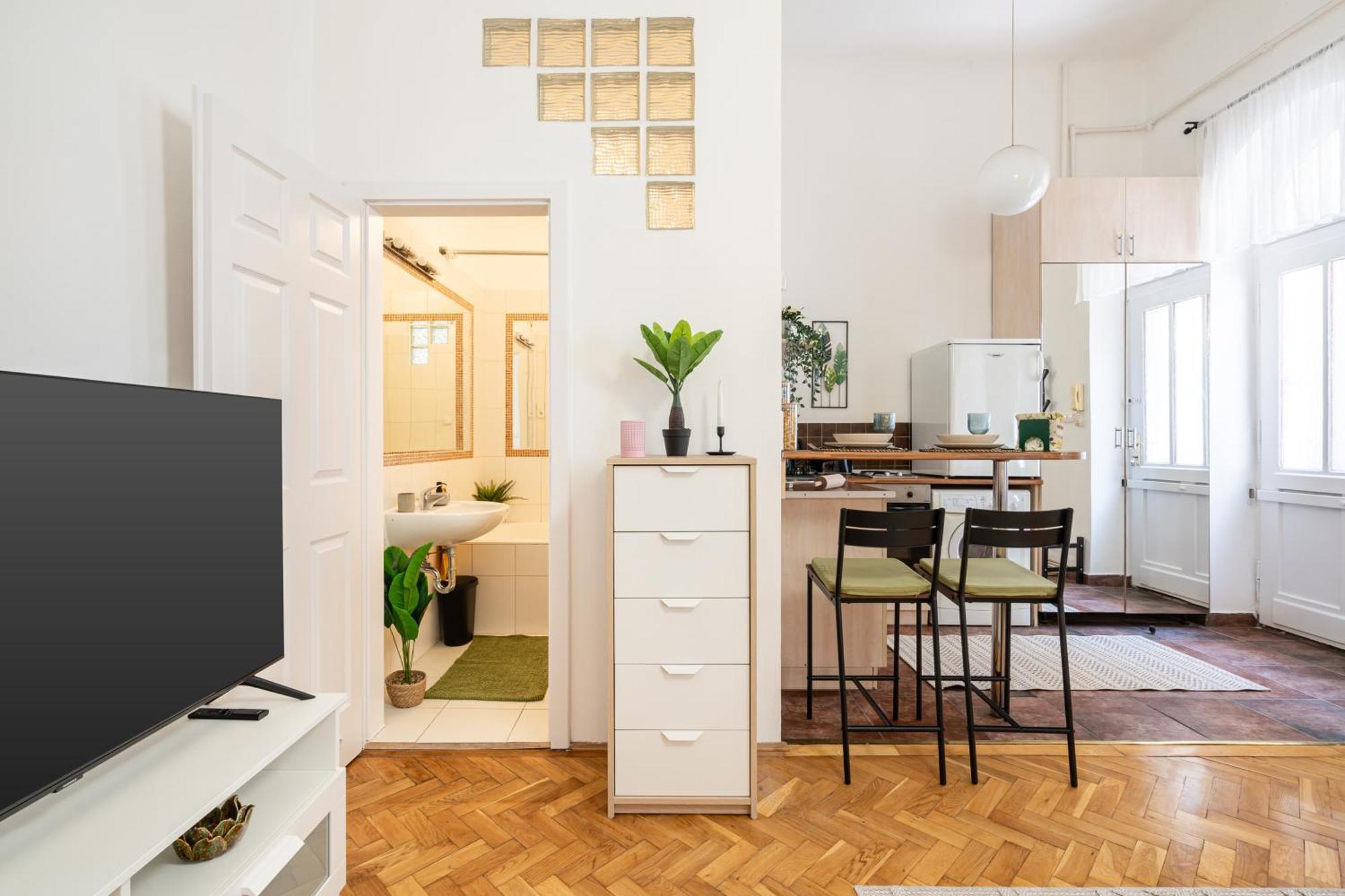 Cosmopolitan - Chic Getaway In A Fancy Neighbourhood Apartmán Budapešť