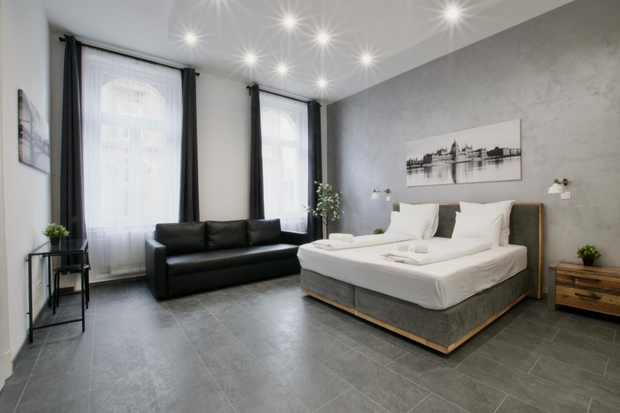 Premium By Hi5-ditroi