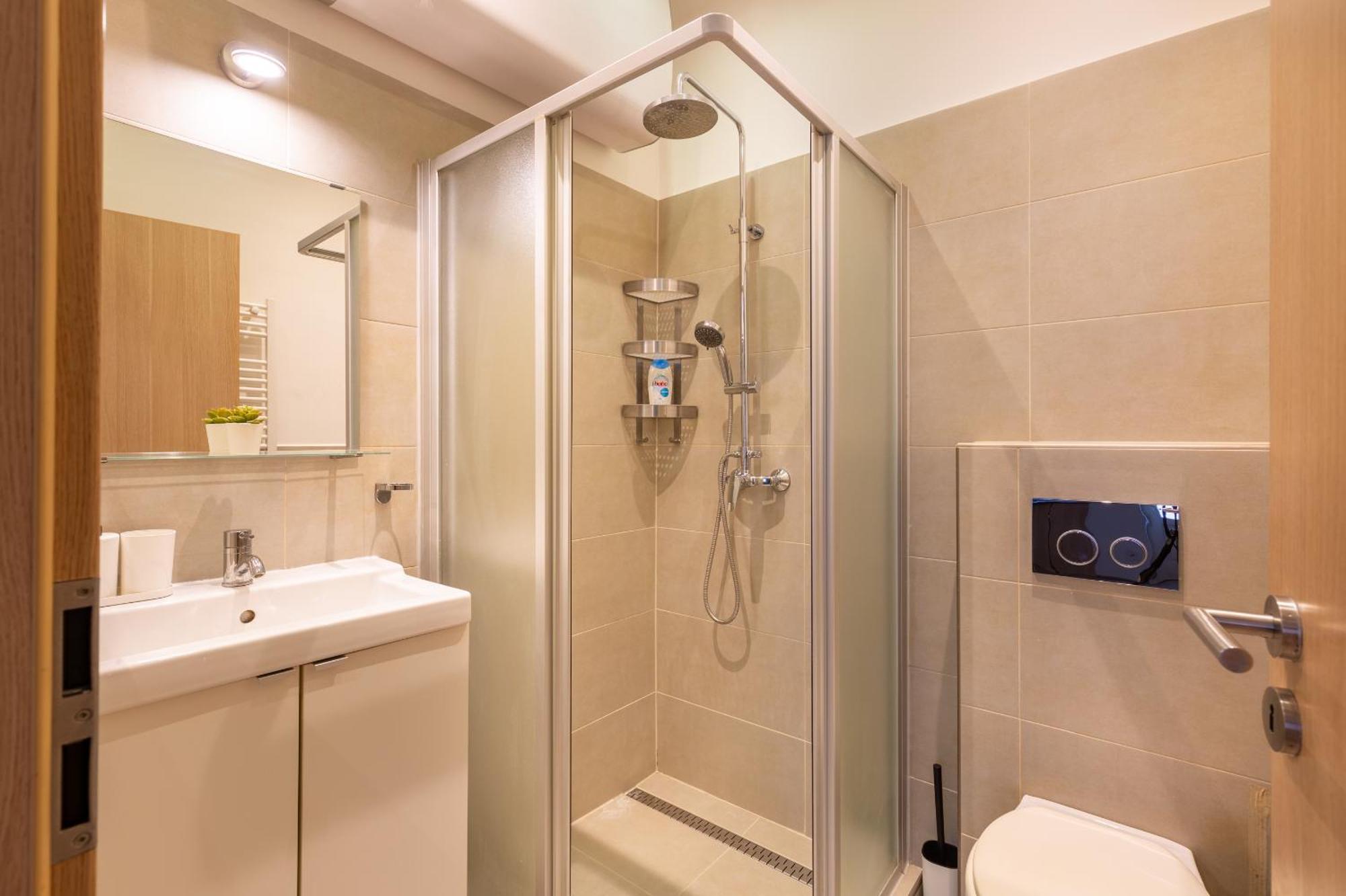Rp4 Regiposta Apartman *