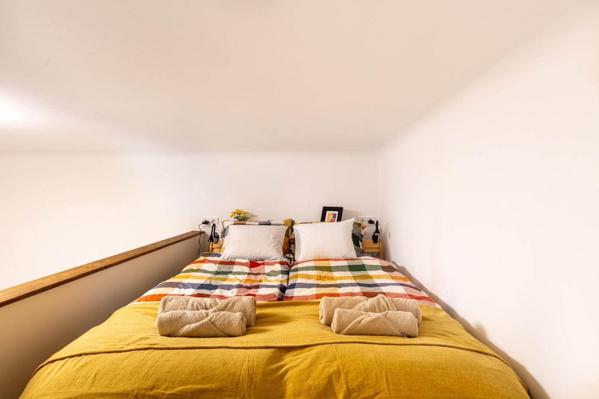 Cosy By Stn Apartment