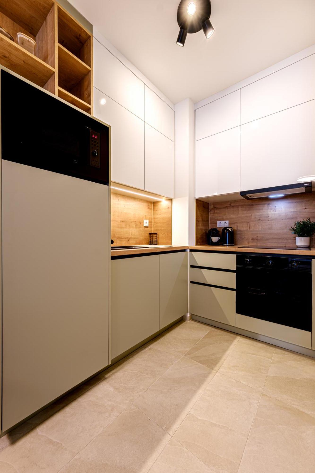 Design Near Park With Free Parking *