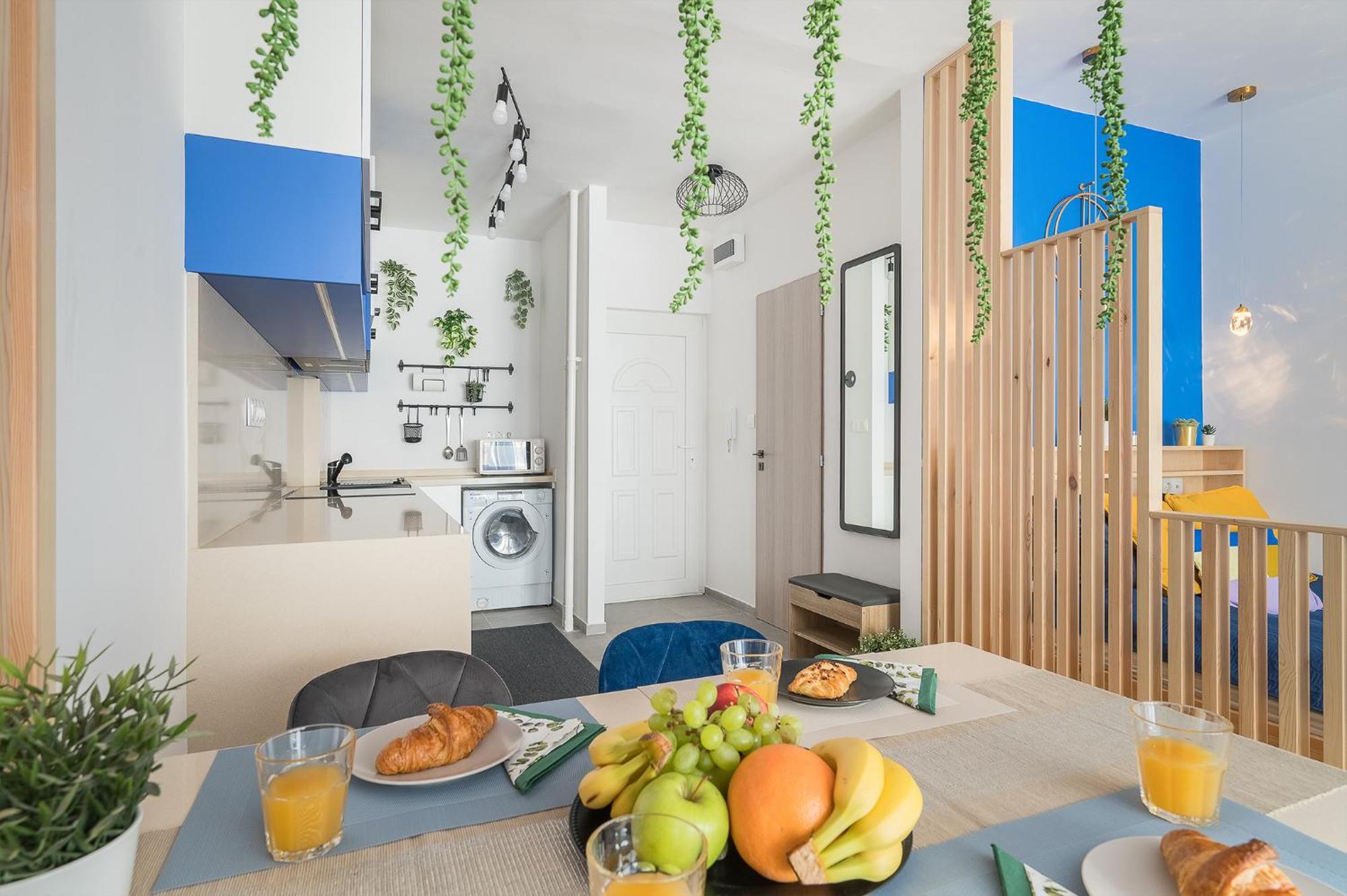 Newly Renovated!!! - Modern 10 Minutes From The Grand Boulevard Apartamento *