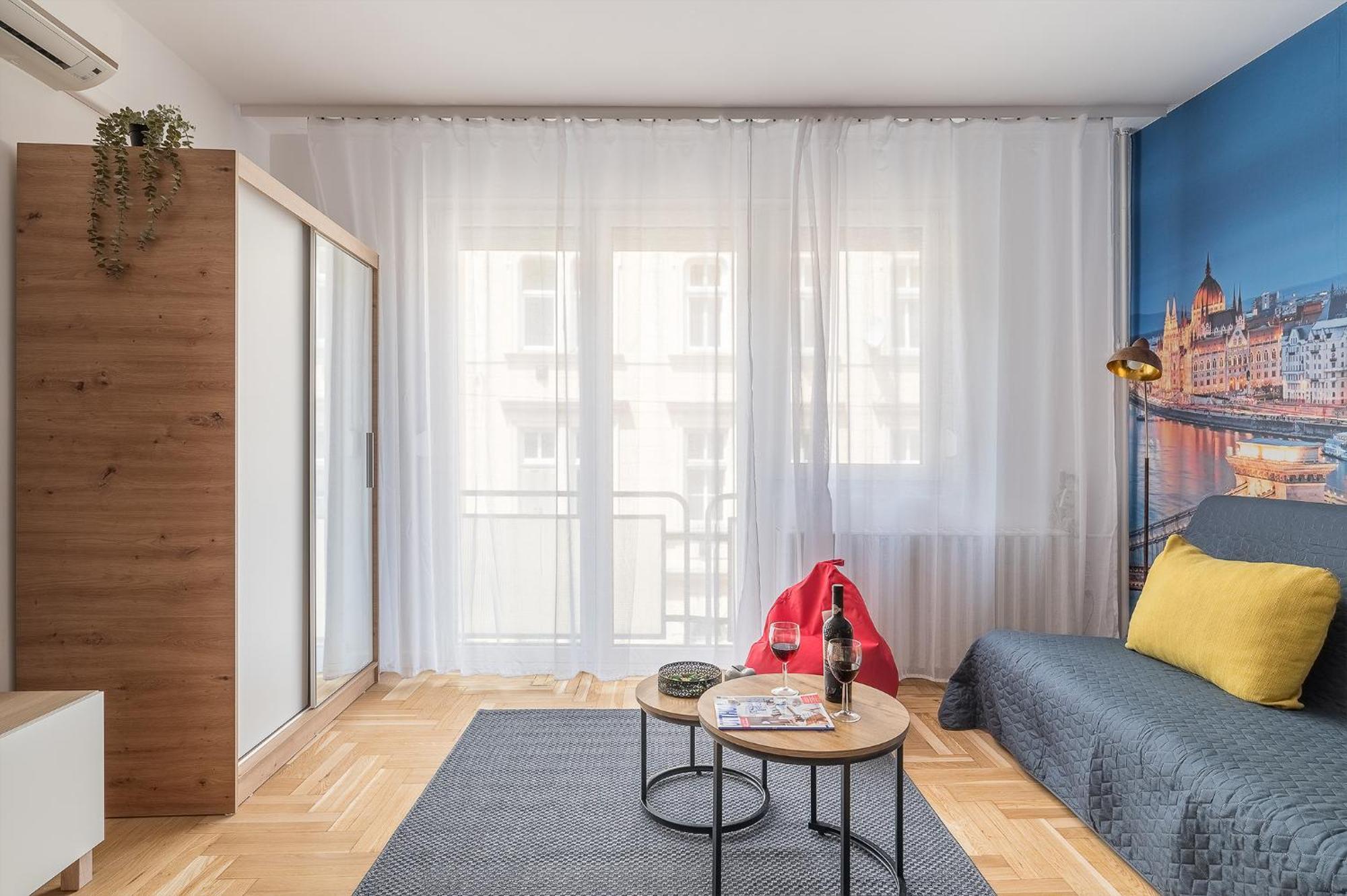 Apartamento Newly Renovated!!! - Modern 10 Minutes From The Grand Boulevard Budapest