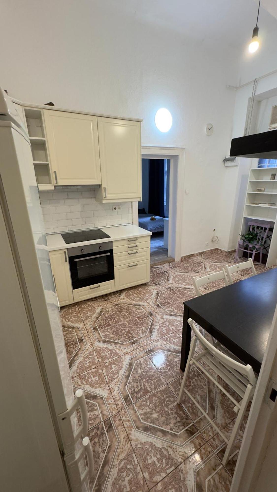 The 5-bedroom Downtown * Boedapest