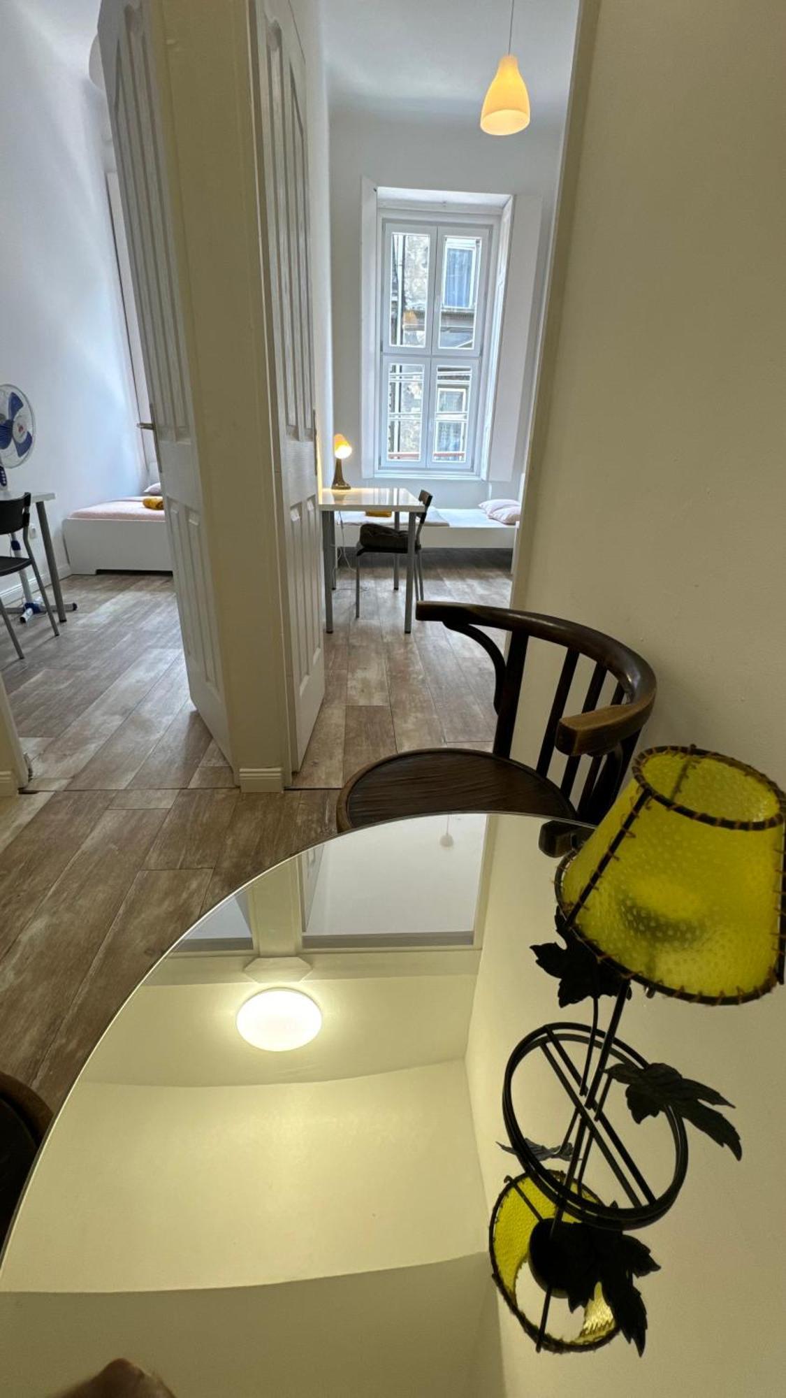 The 5-bedroom Downtown Appartement *
