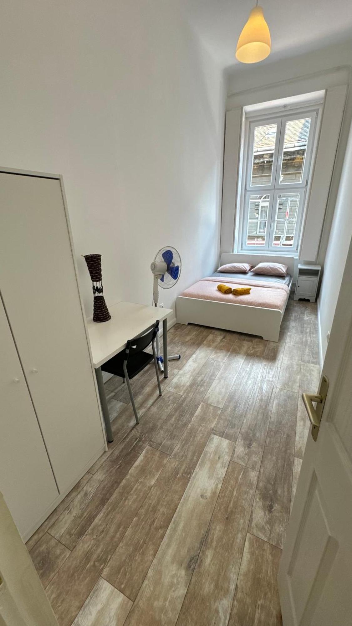 The 5-bedroom Downtown