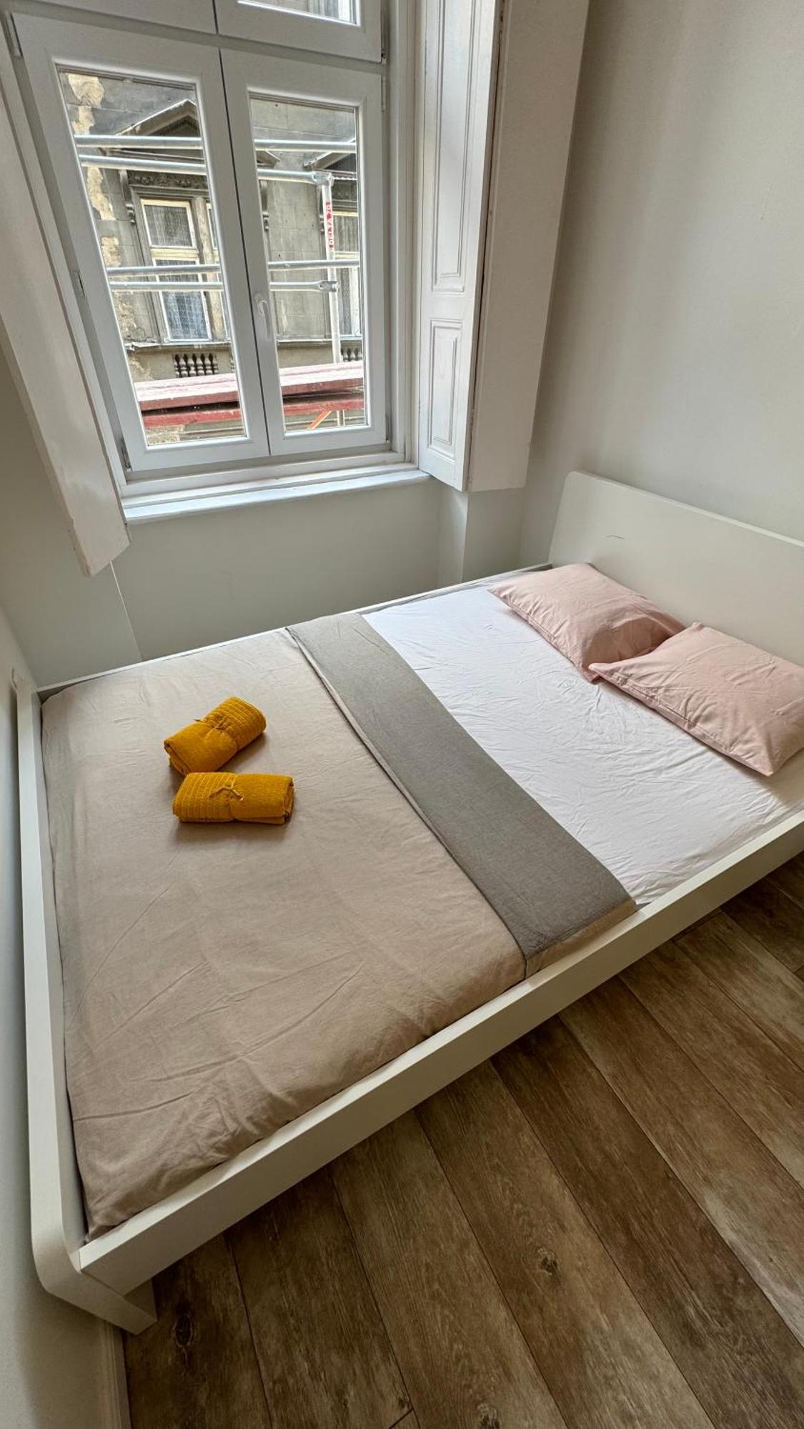 The 5-bedroom Downtown *