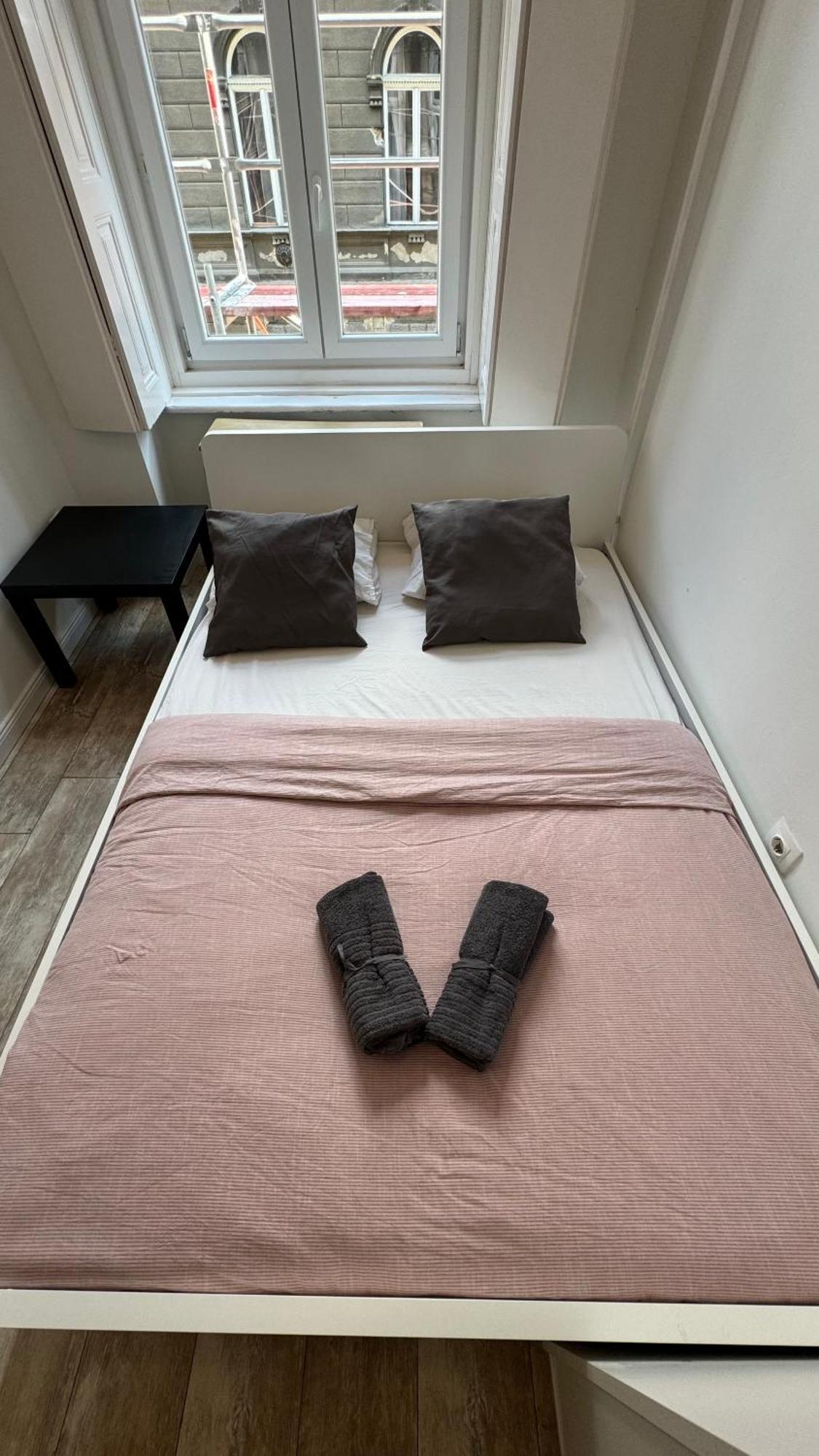 Apartment The 5-bedroom Downtown Budapest