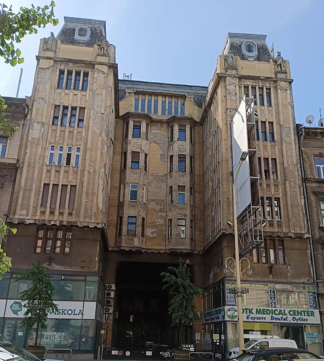 Charmhub Budapest: Your Stylish Sanctuary In The Heart Of The City Budapest
