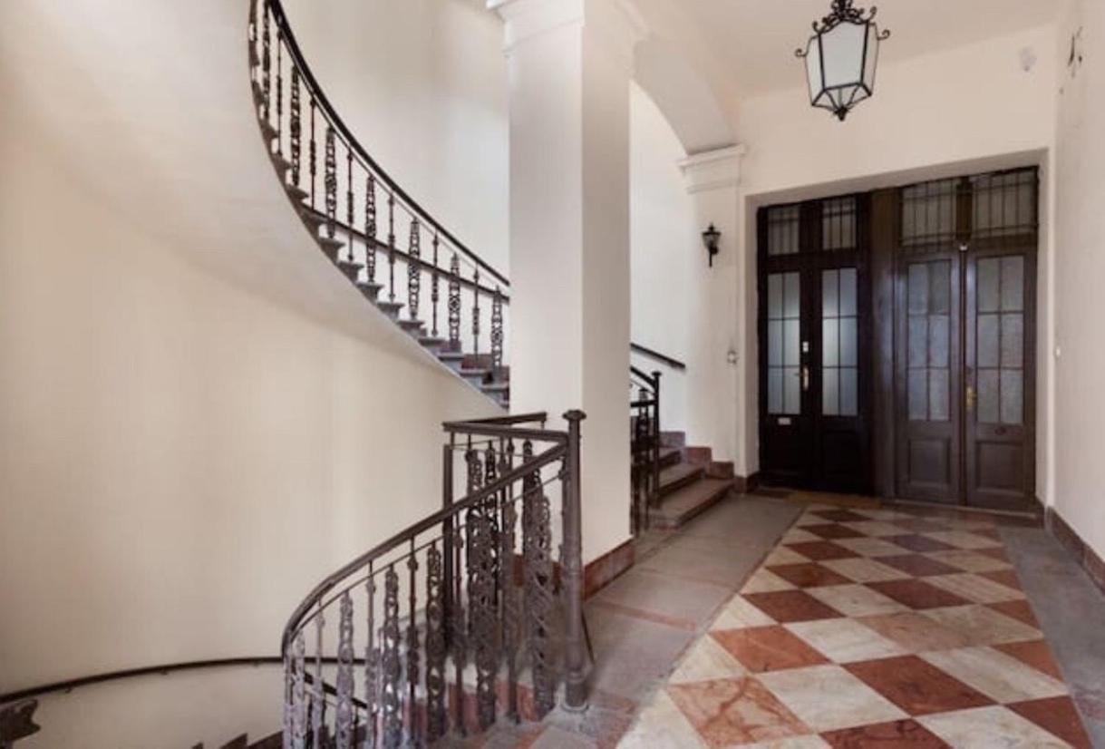 Deak Loft Appartamento Budapest