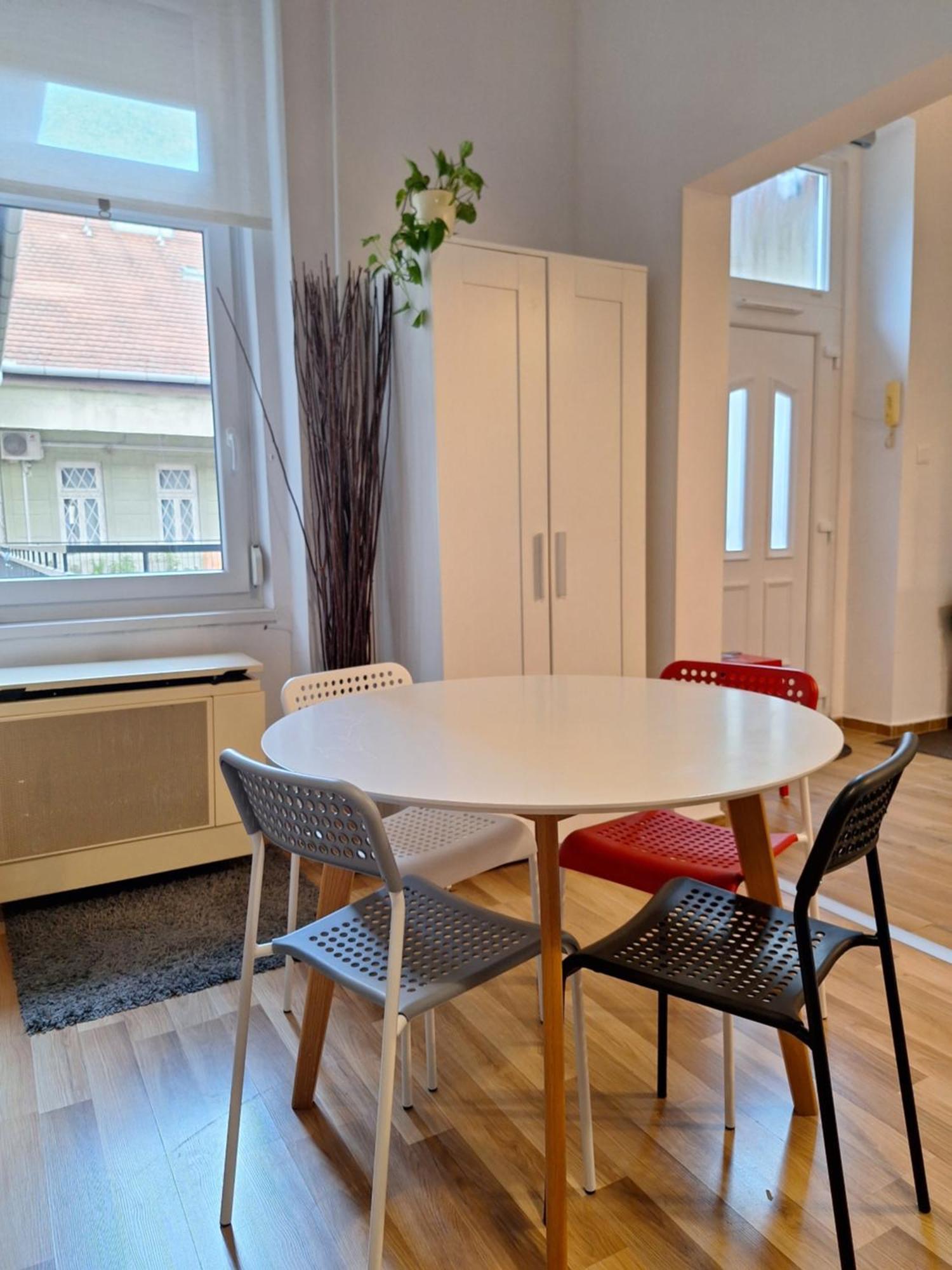 Vibe Apartment, Downtown, Free Parking * Budapešť