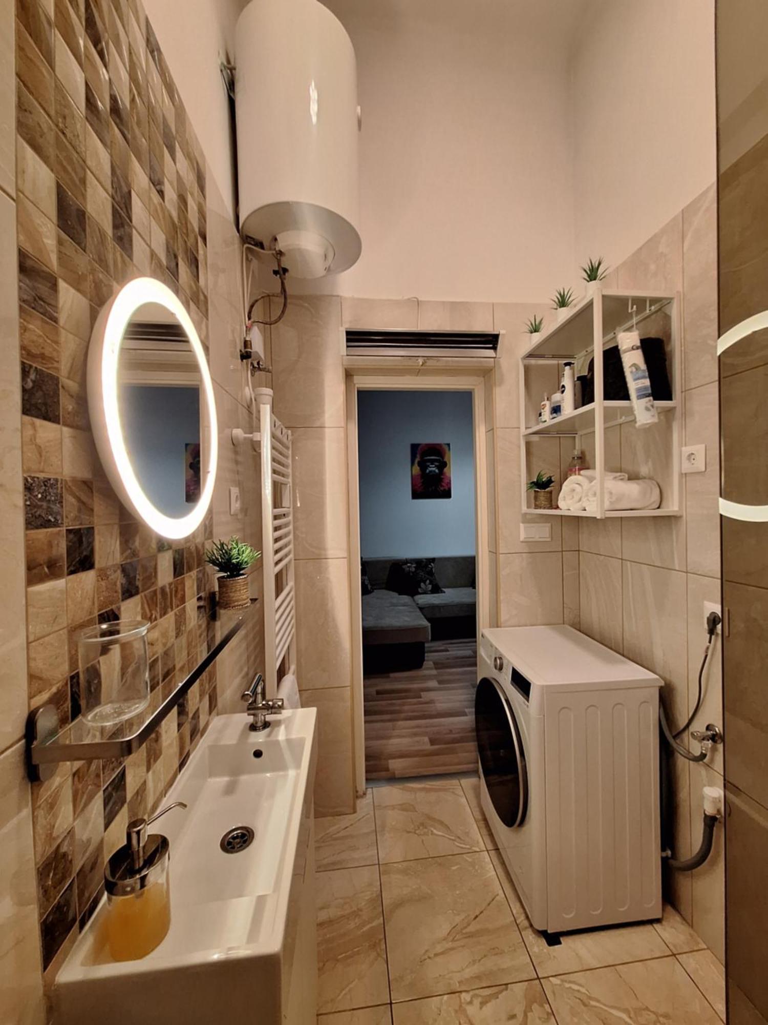 Vibe Apartment, Downtown, Free Parking