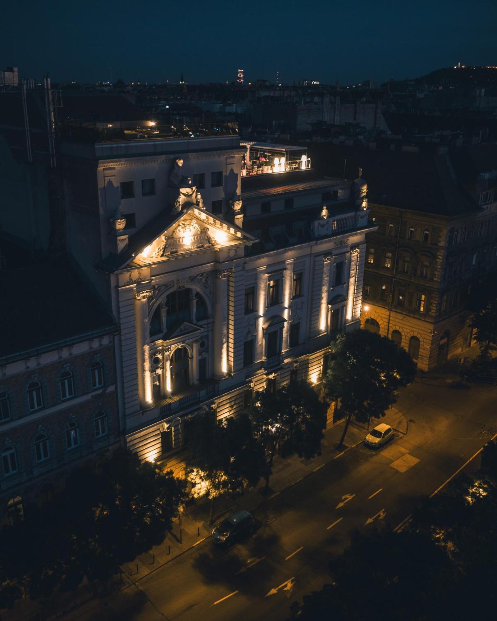 Mystery Budapest