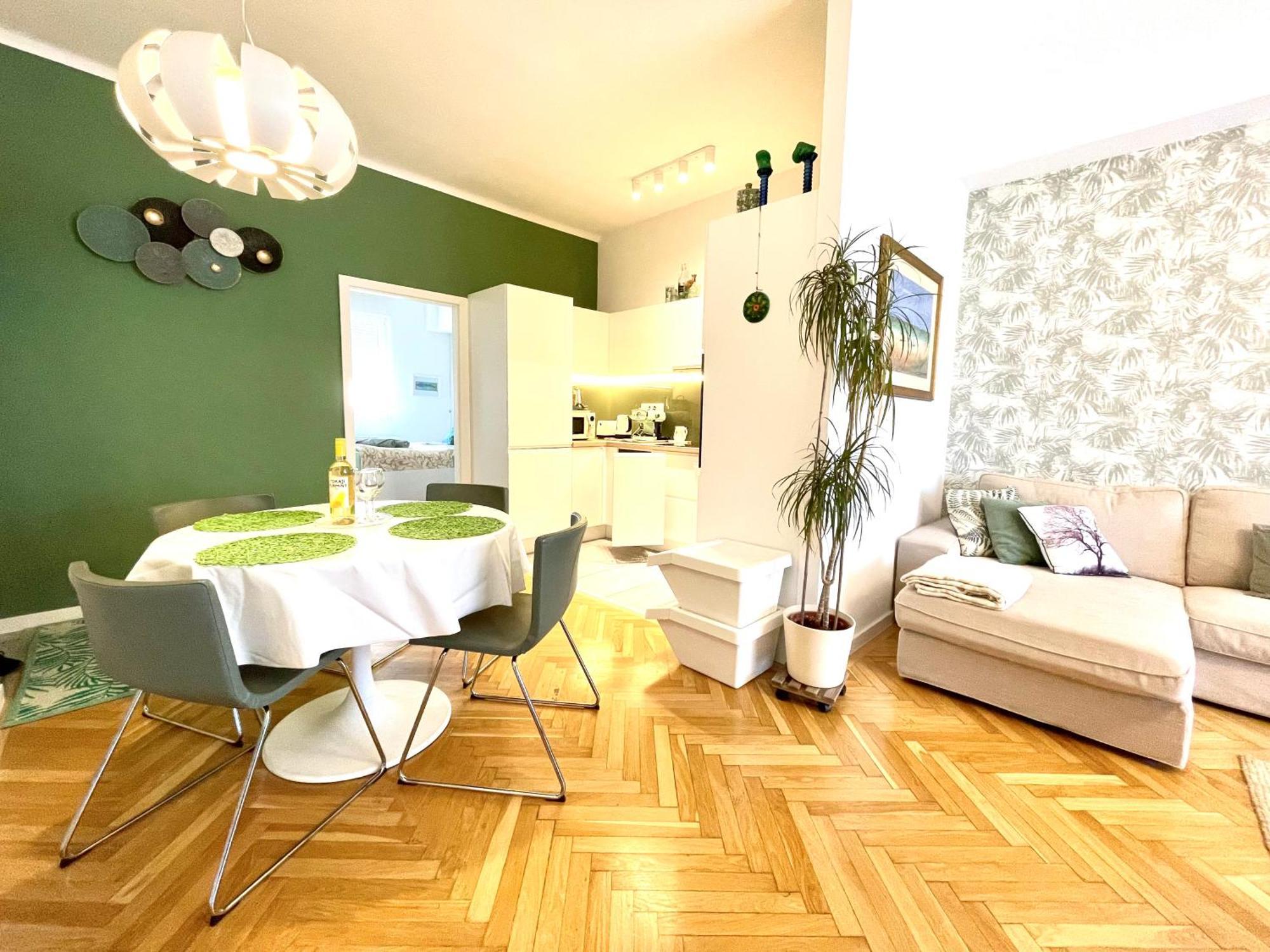 Mint Pearl 3 2 Bathrooms At Kalvin Square *