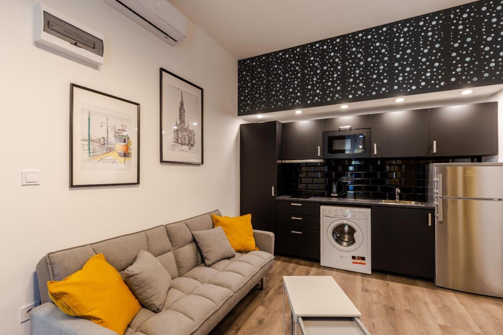 A13- Boutique Apartments, Location, By Bqa Apartmán