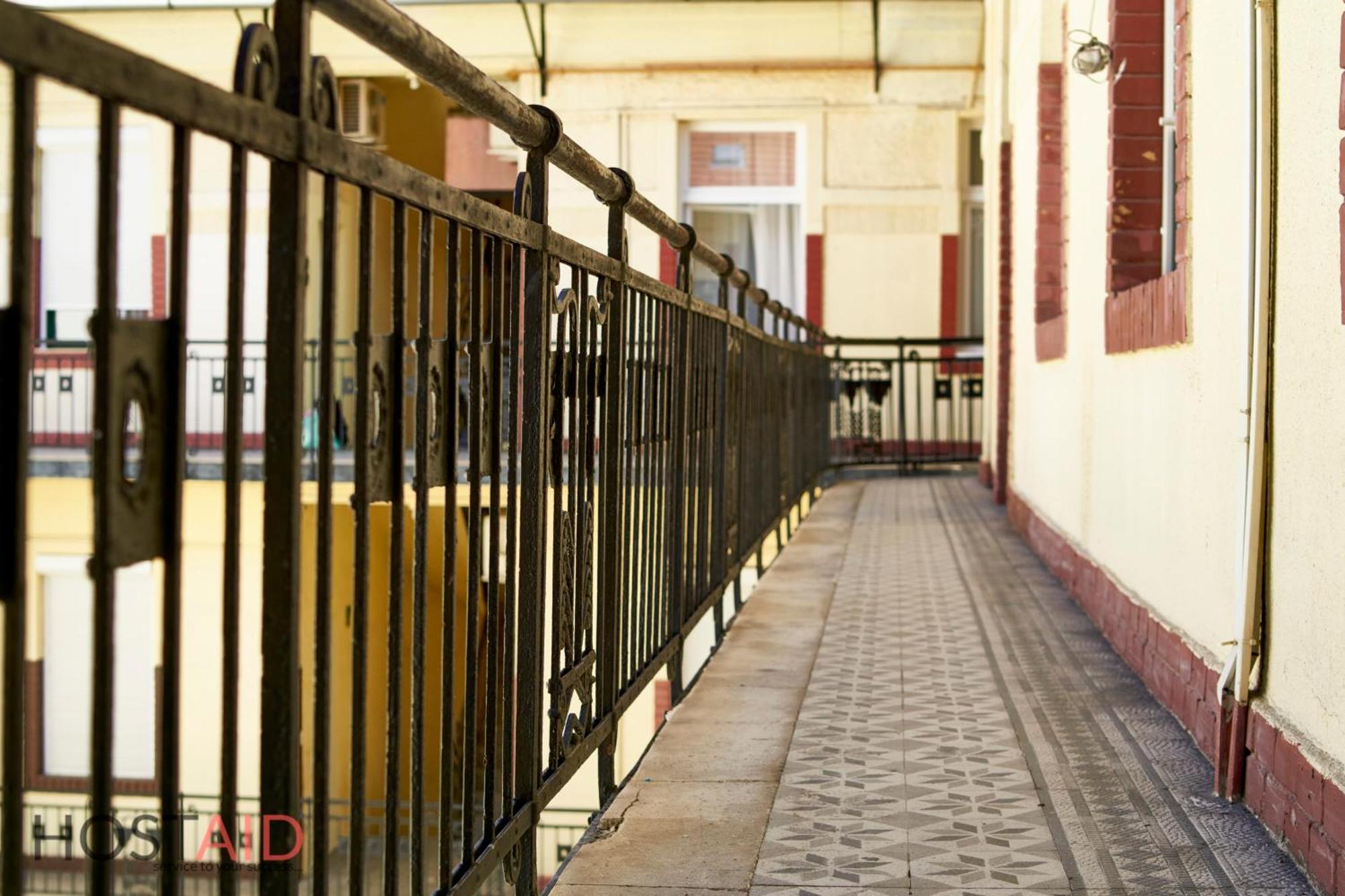 A13 - - Hostaid Apartamento Budapest