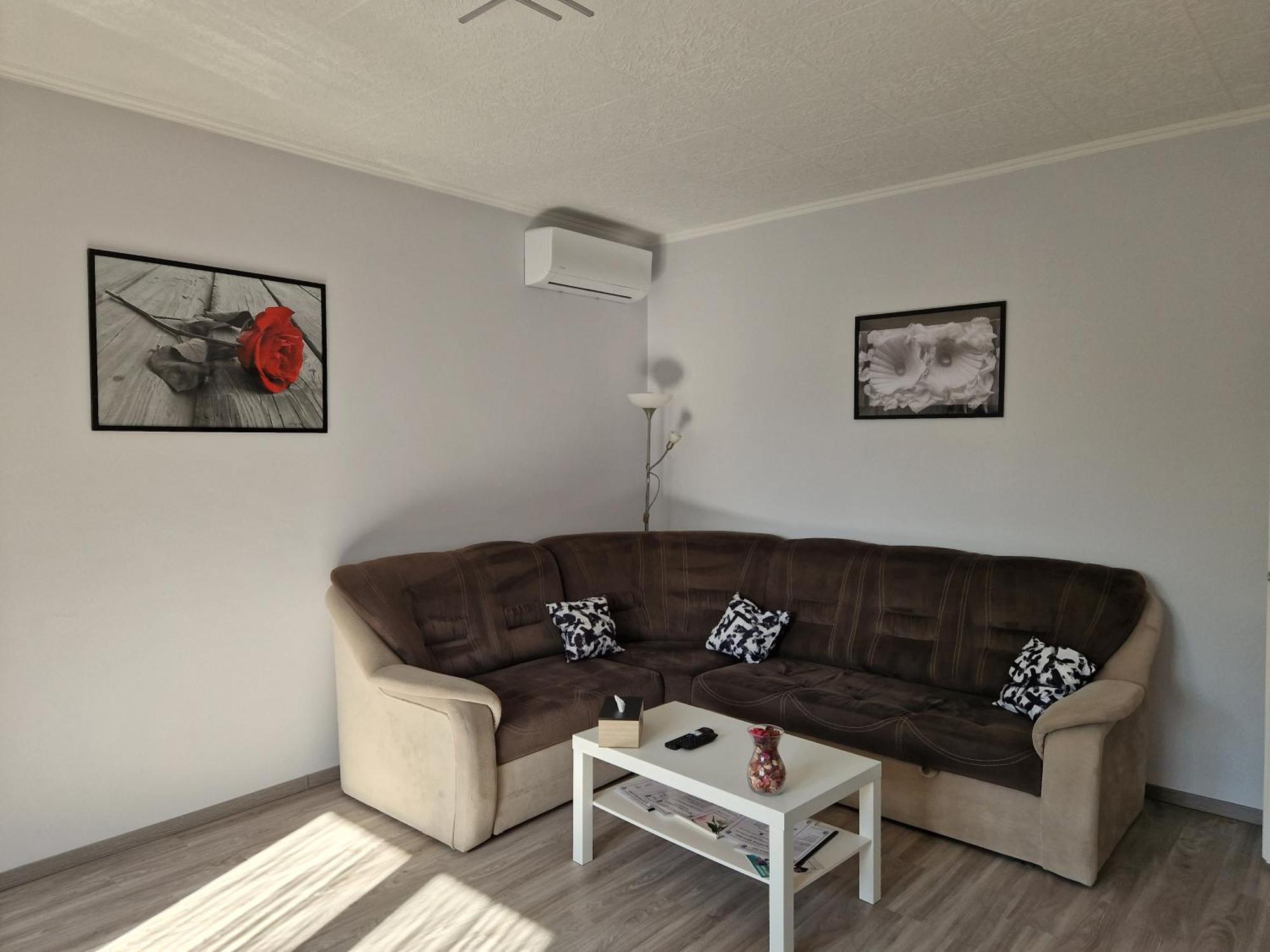 Apartman White House *