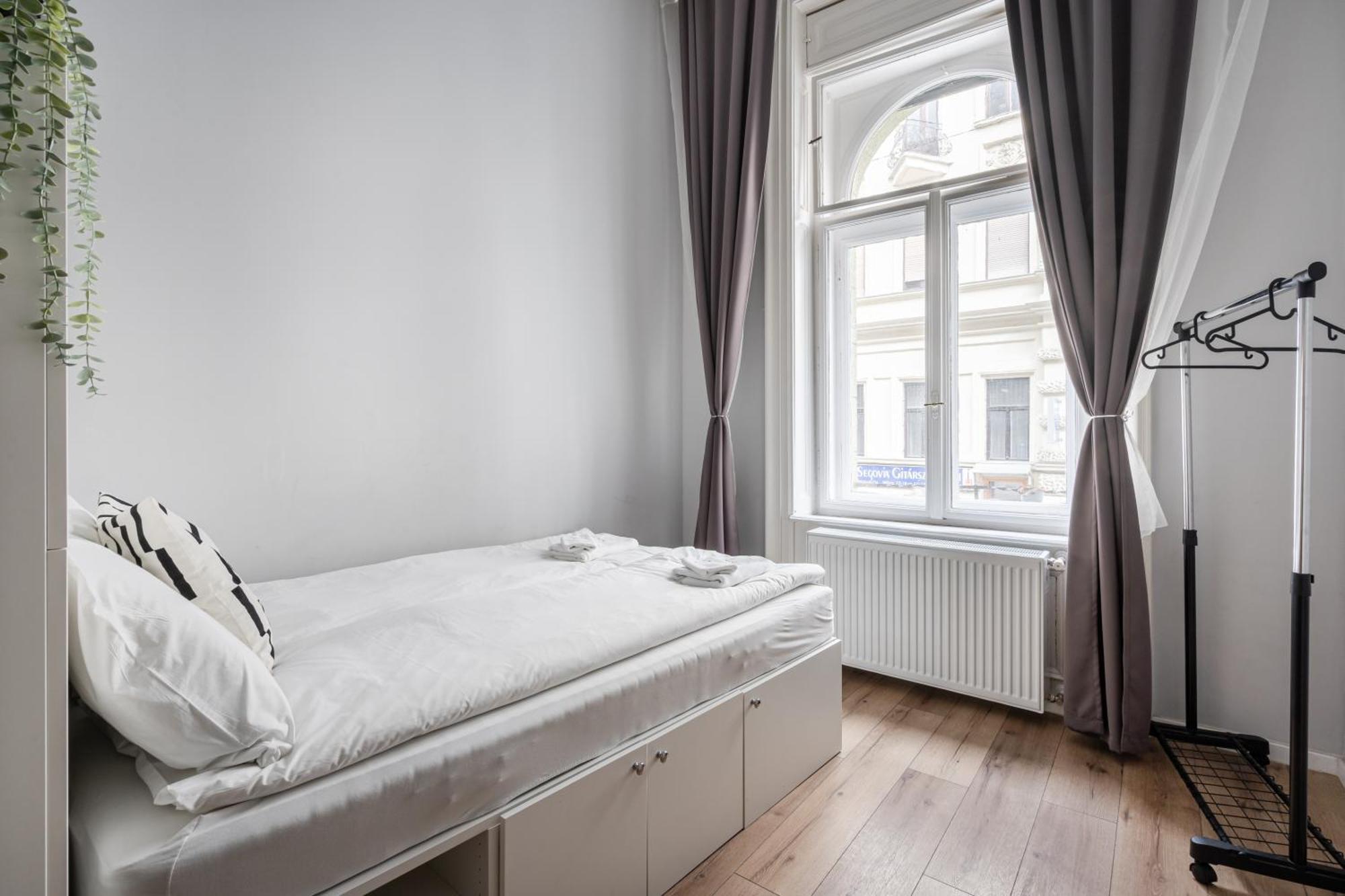 E32 - Oktogon Panorama Suite - Best Location - By Bqa Apartamento *