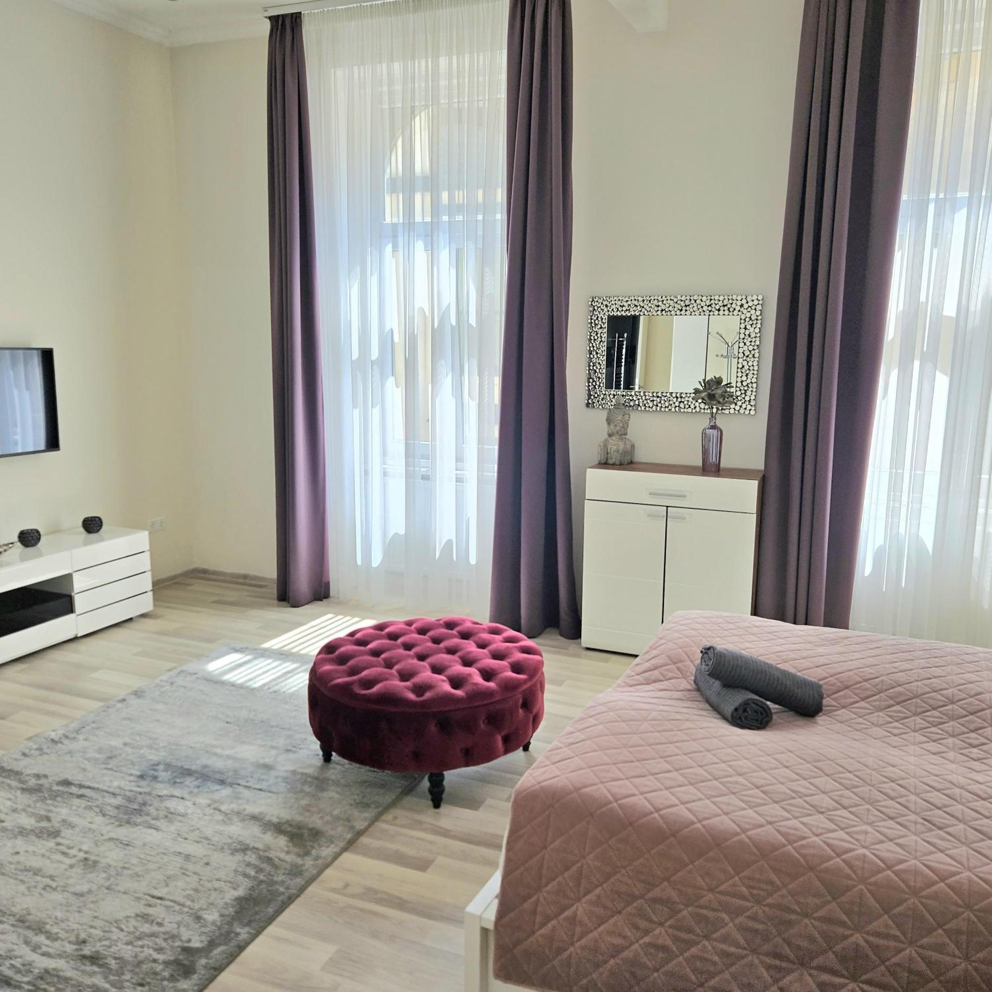 Apartman Designer Downtown Gem *