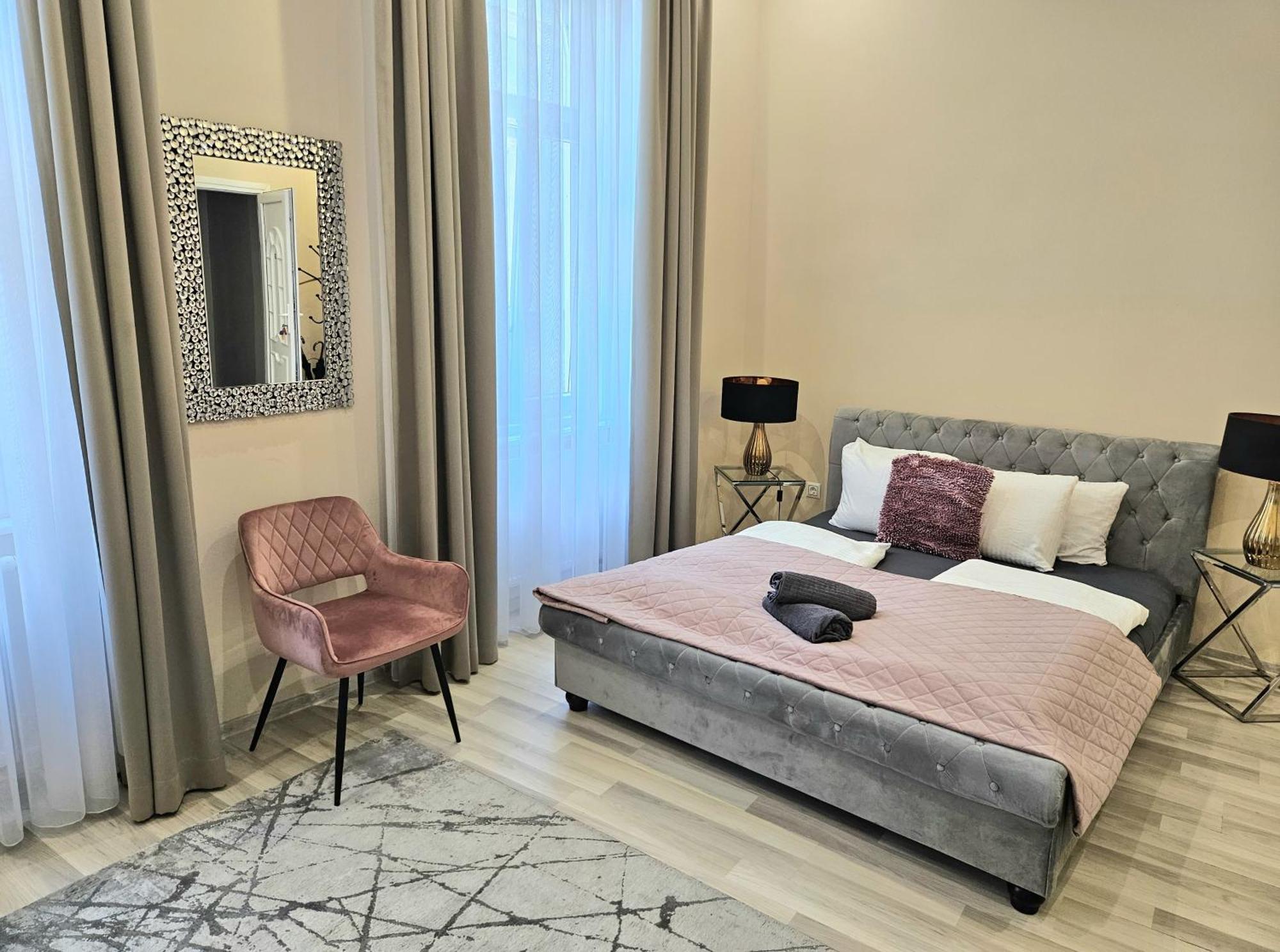 Designer Downtown Gem Apartman Budapest