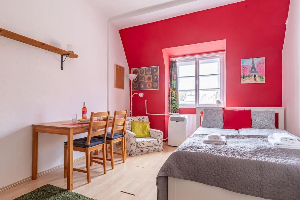 Nyugati Nest Appartamento Budapest