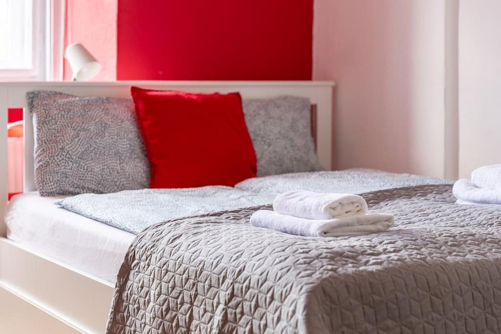 Nyugati Nest Appartamento *