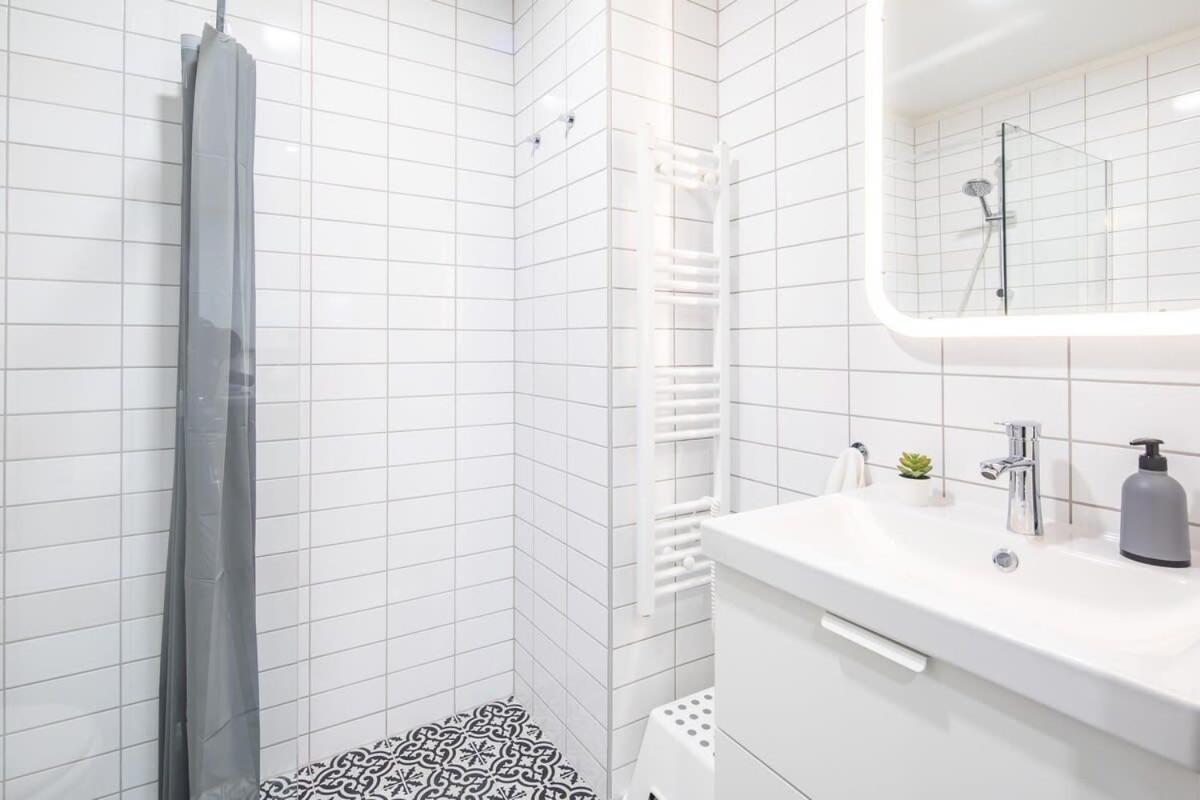 Easy Parking - New - Comfy Apartament