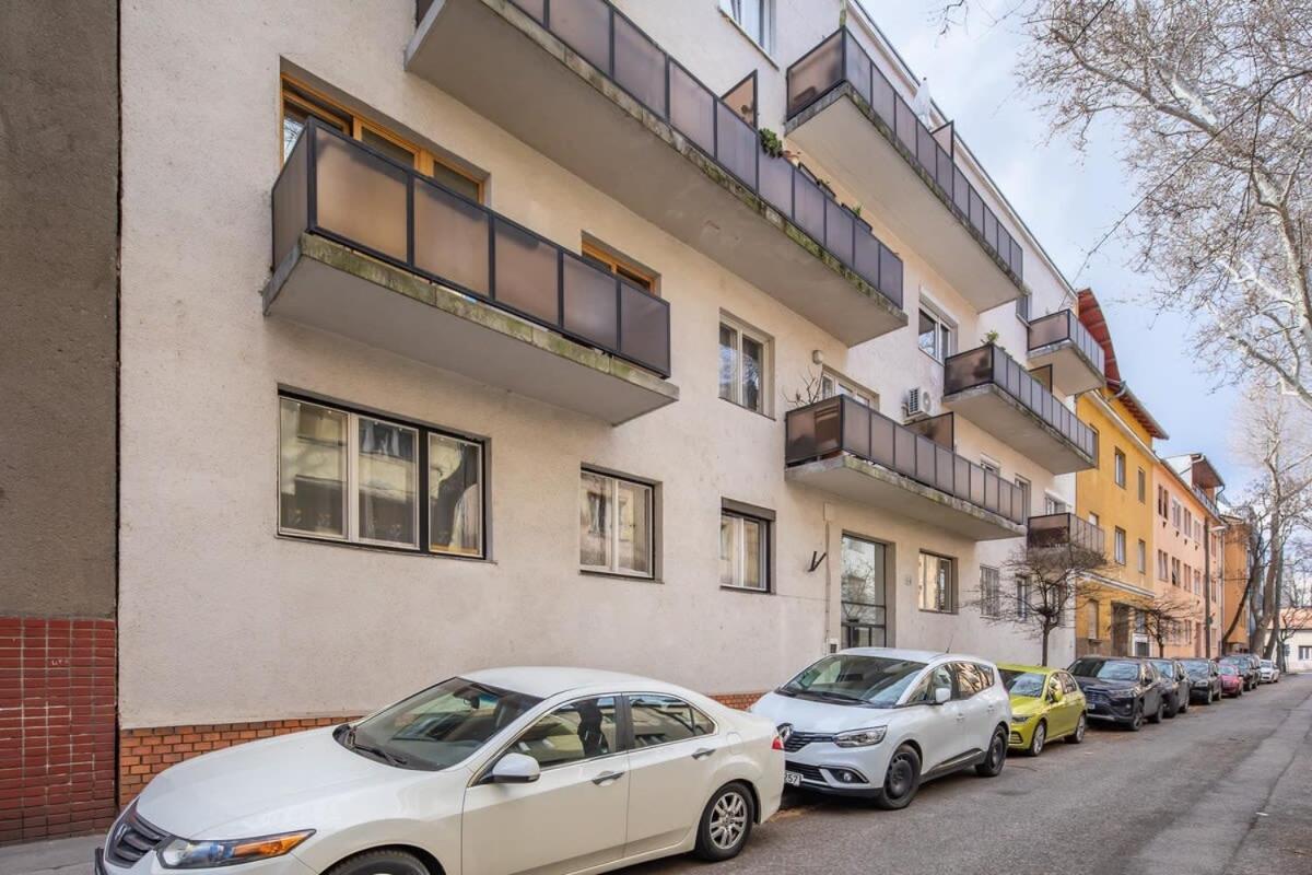 Easy Parking - New - Comfy Apartmán
