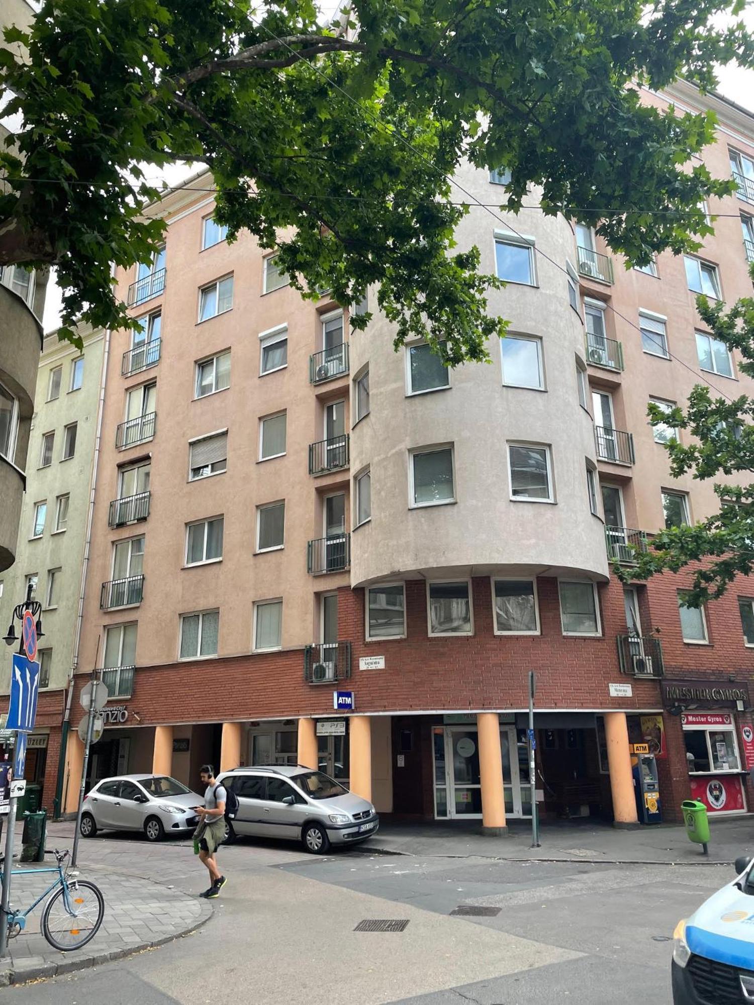 Boulevard Panzio - Self Check-in 3*
