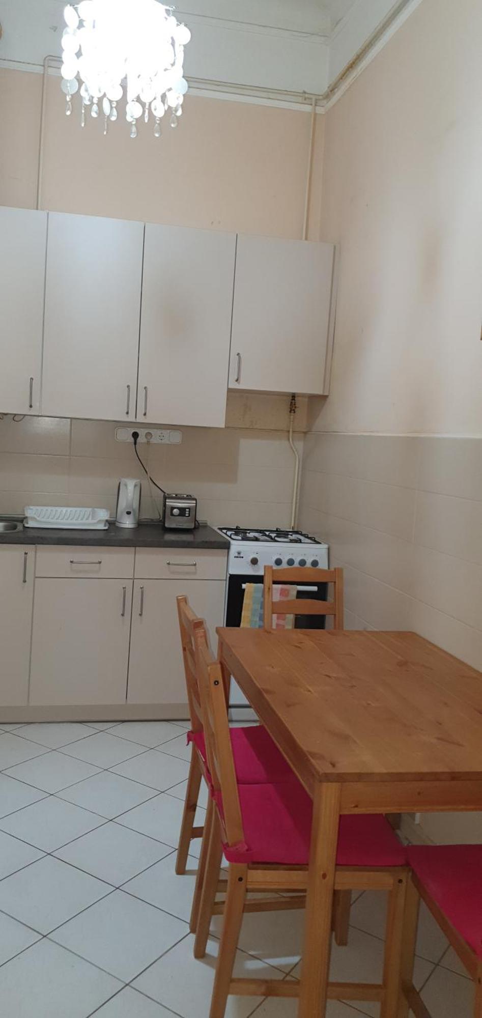 Garibaldi Apartman *